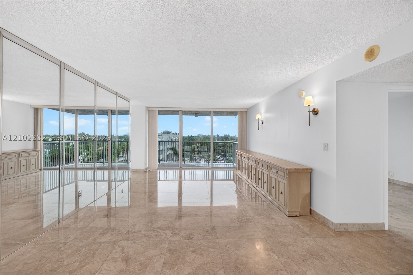 2655 Collins Ave #702