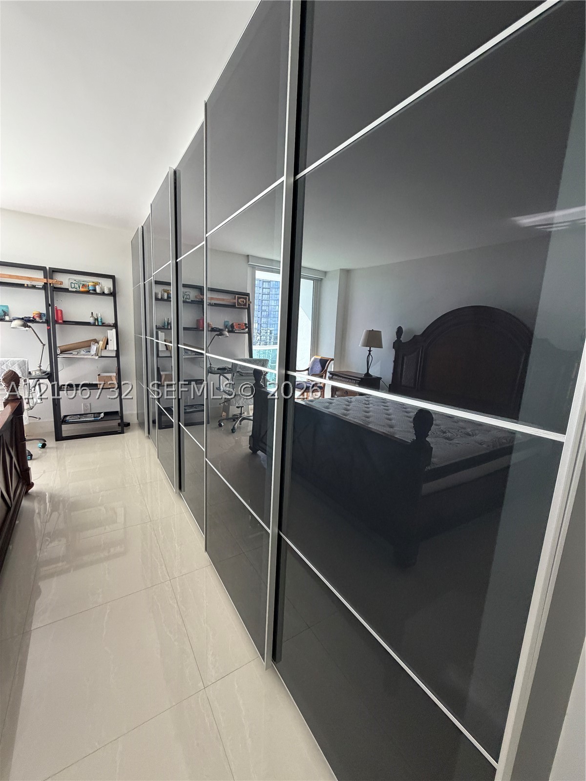image Arlen House East11