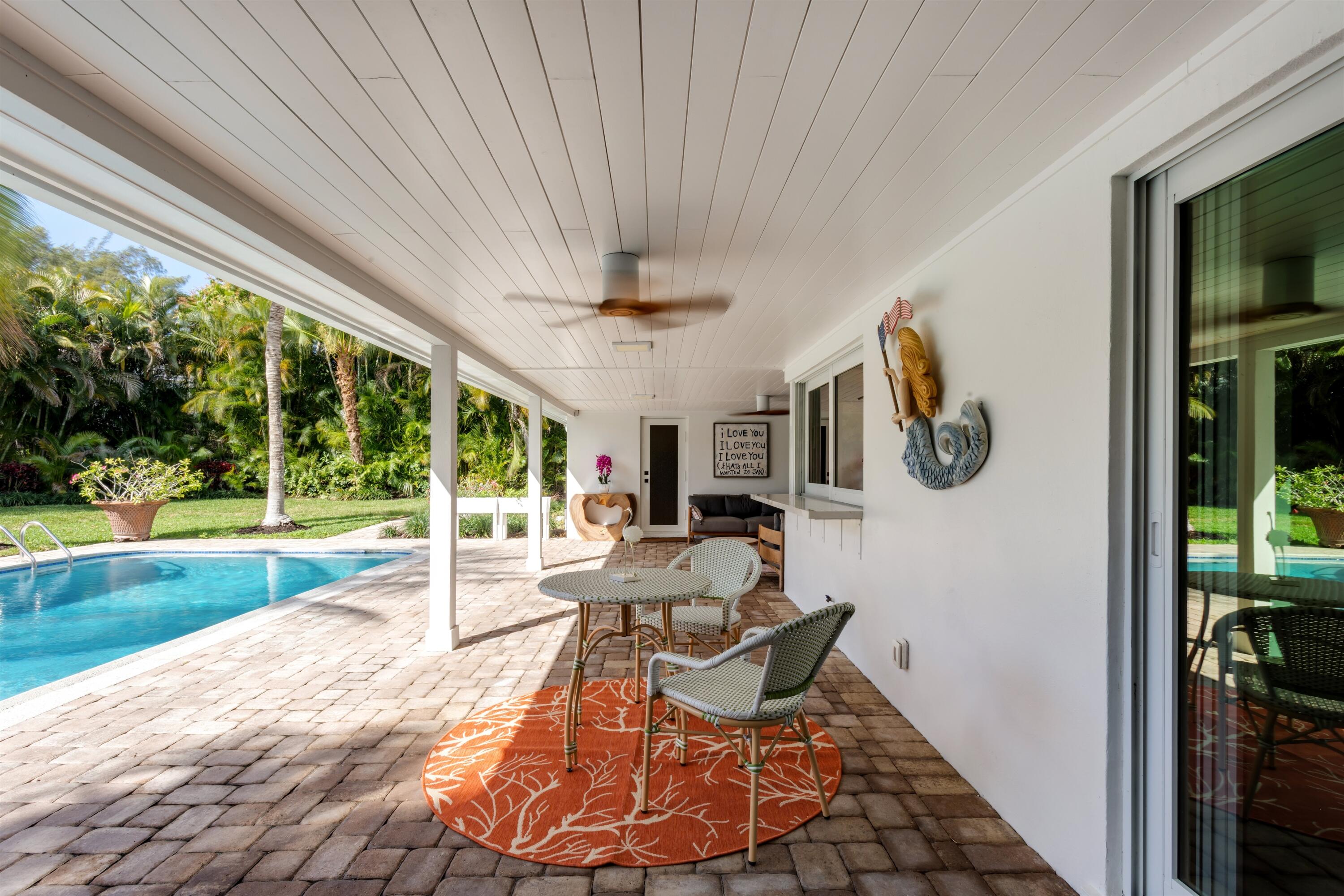 2720 Cardinal Gulf Stream, FL 33483