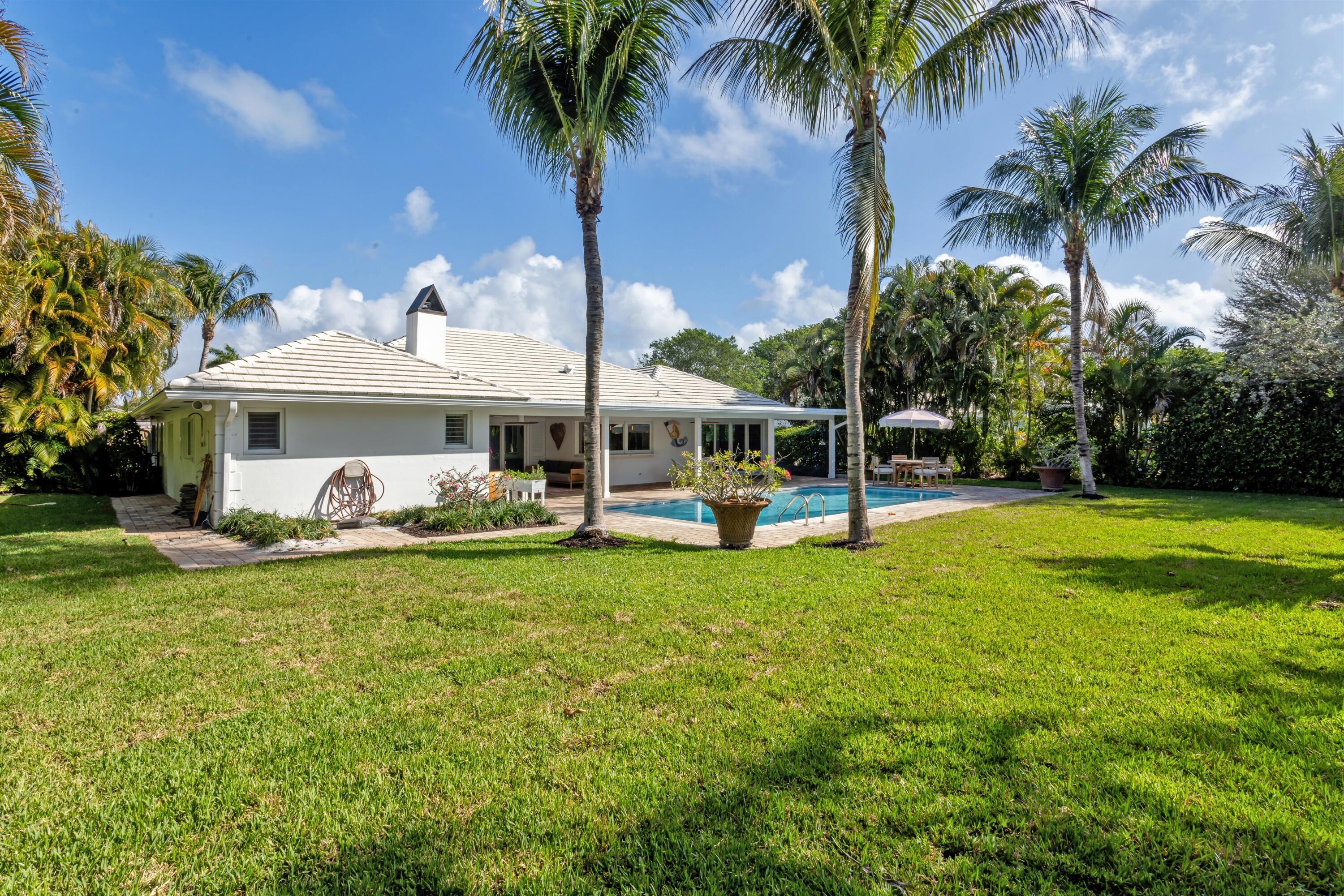 2720 Cardinal Gulf Stream, FL 33483