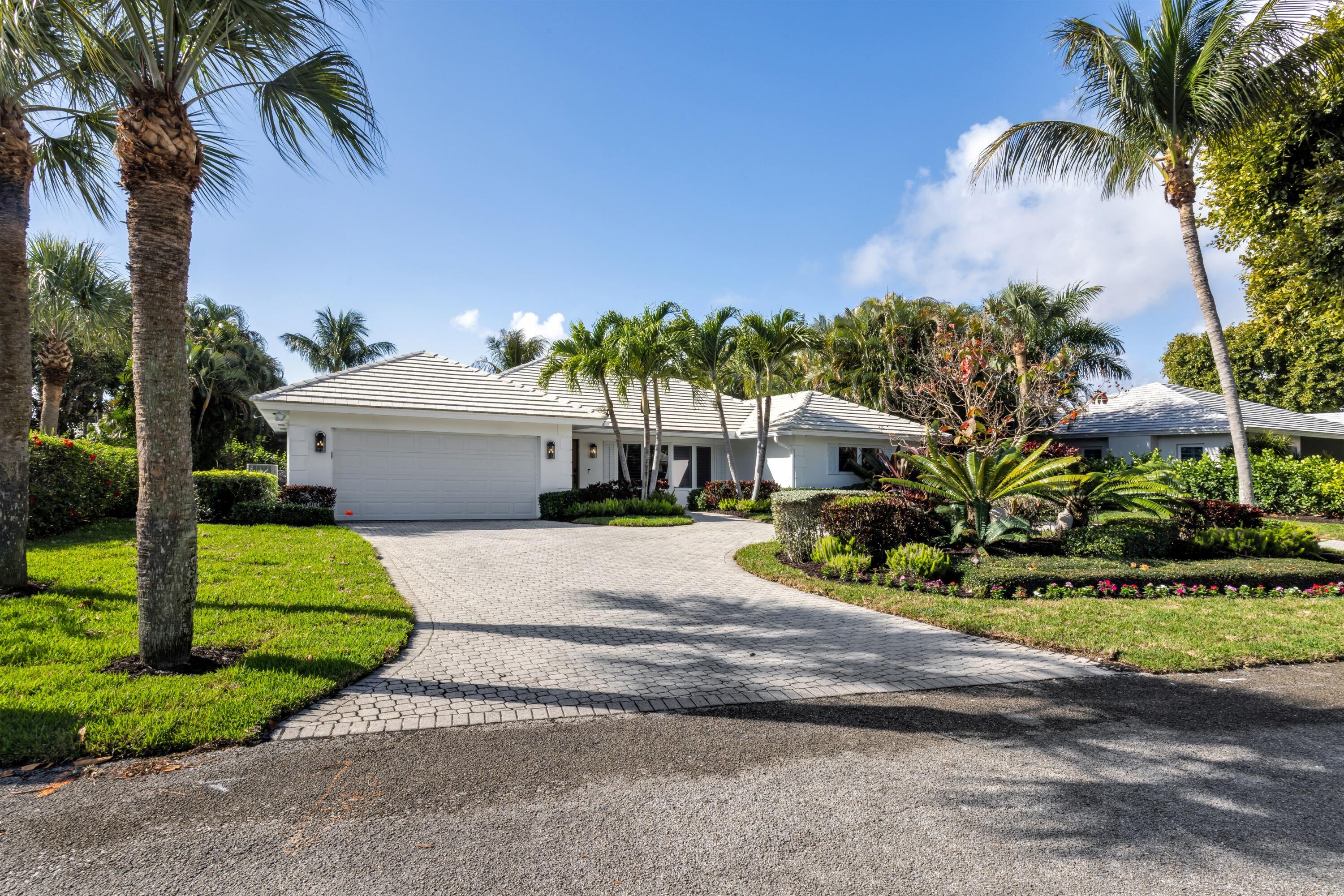 2720 Cardinal Gulf Stream, FL 33483