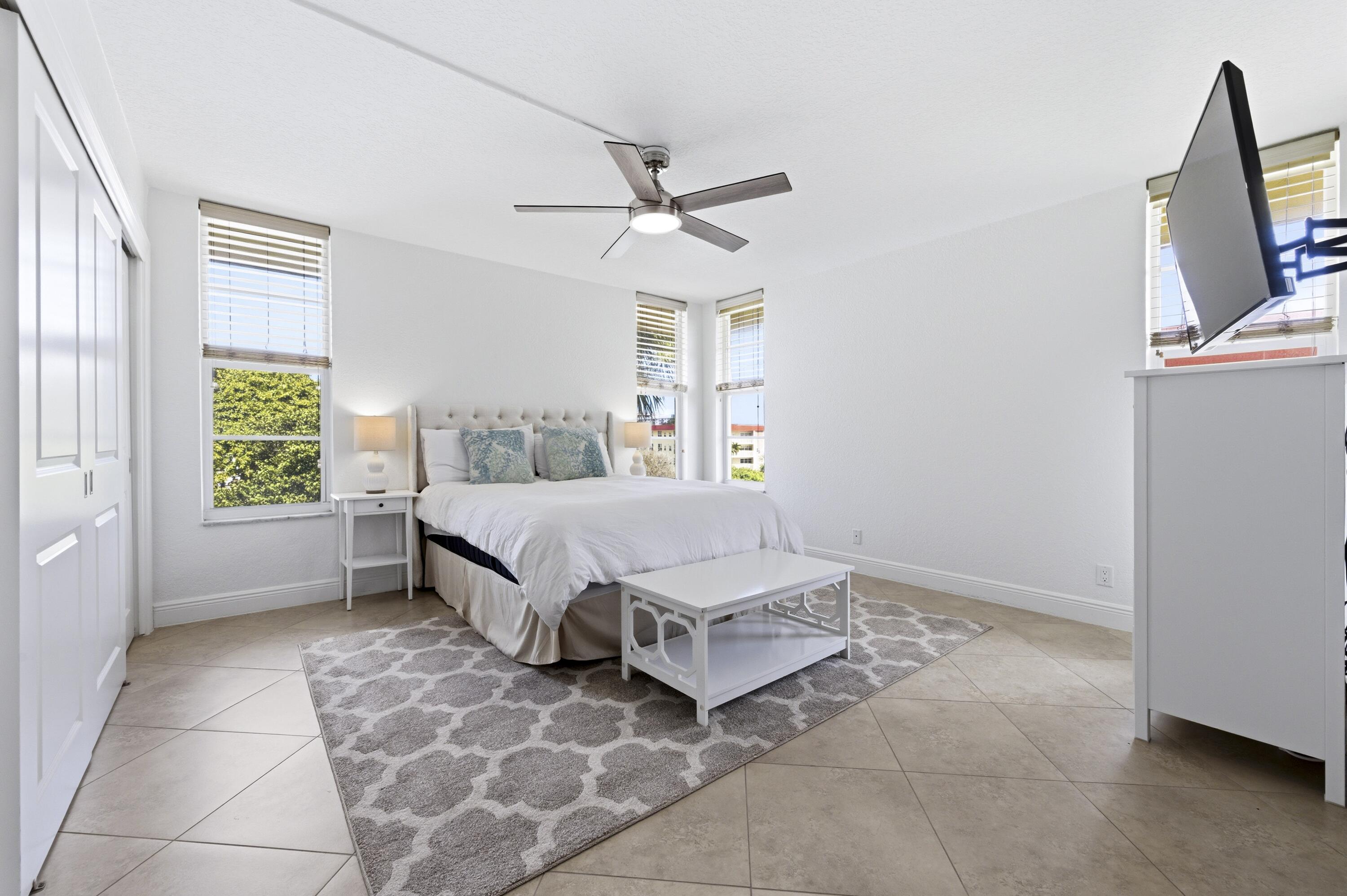 3000 NE 48th #406 Lighthouse Point, FL 33064