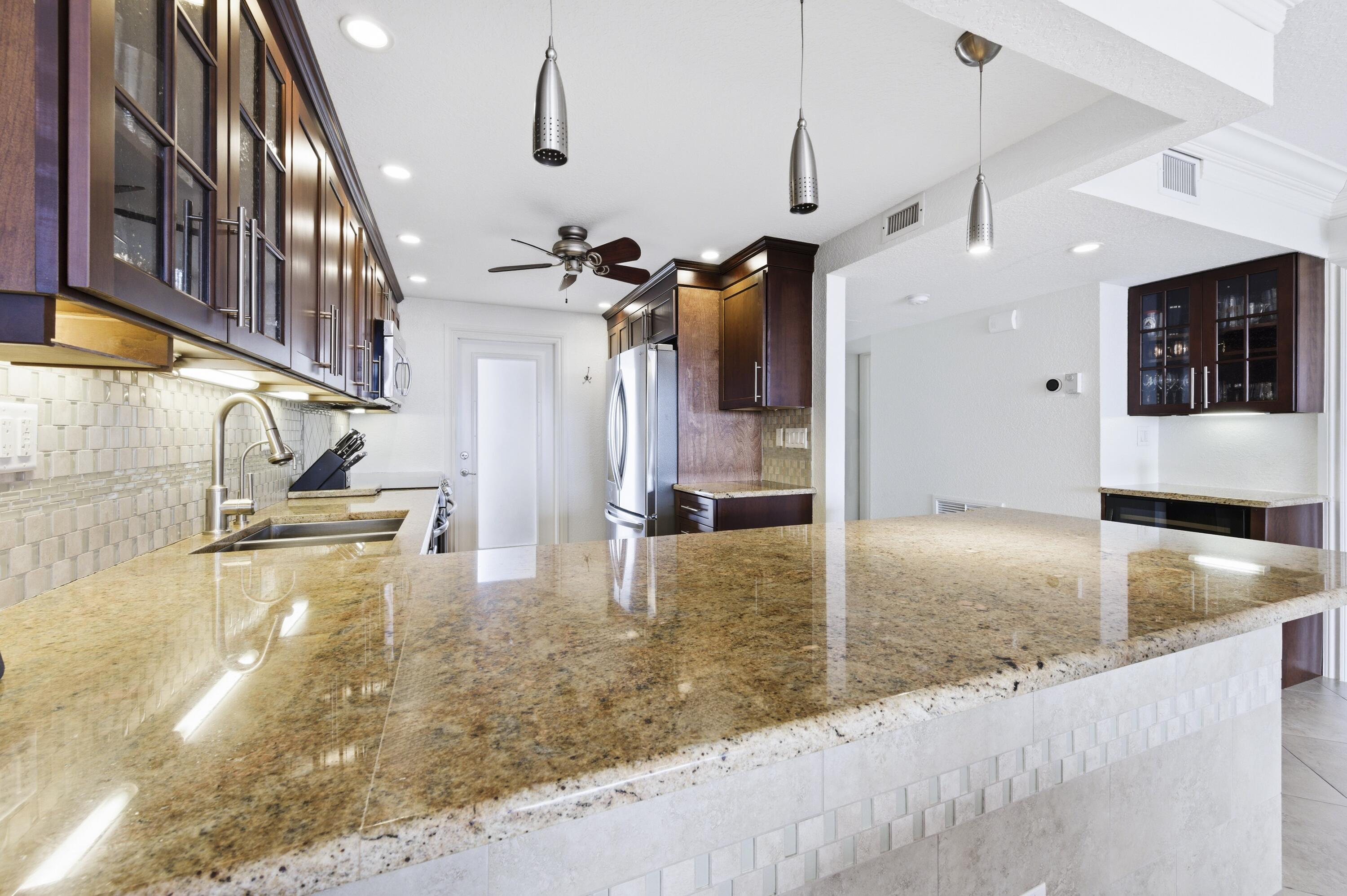 3000 NE 48th #406 Lighthouse Point, FL 33064