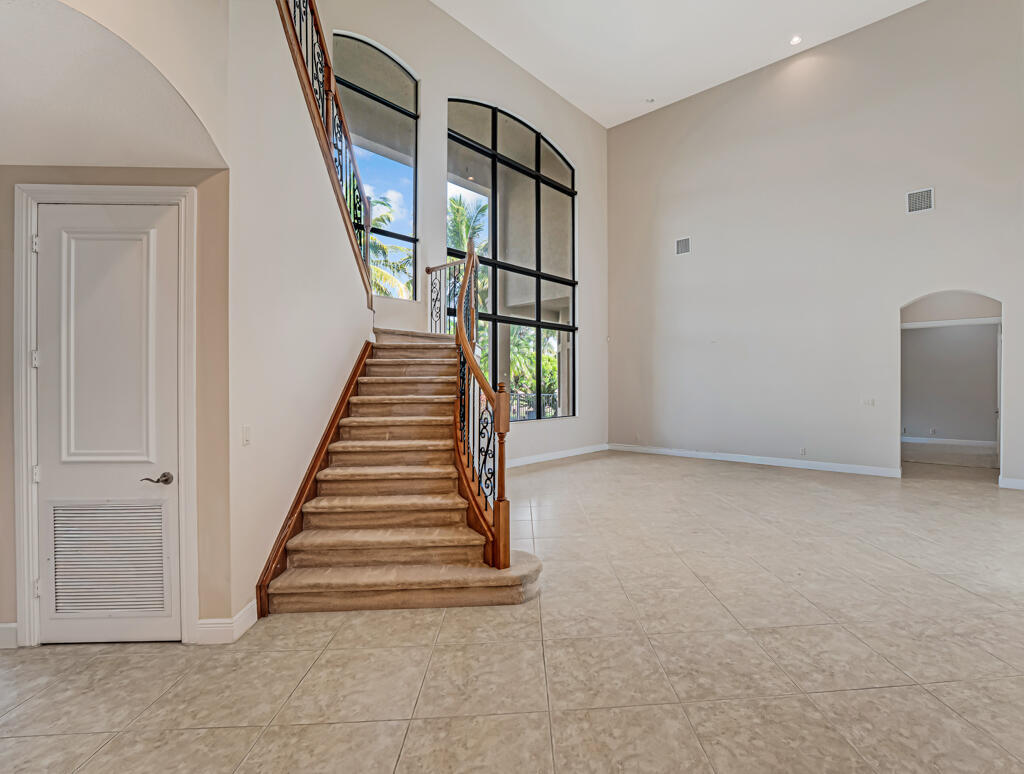 10513 Versailles Wellington, FL 33449