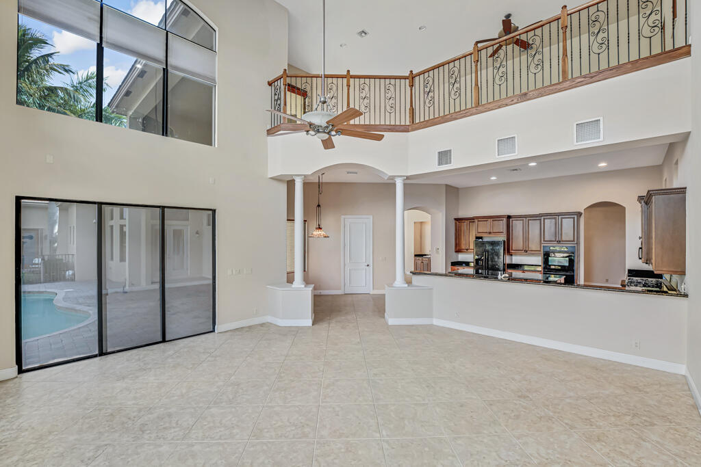 10513 Versailles Wellington, FL 33449