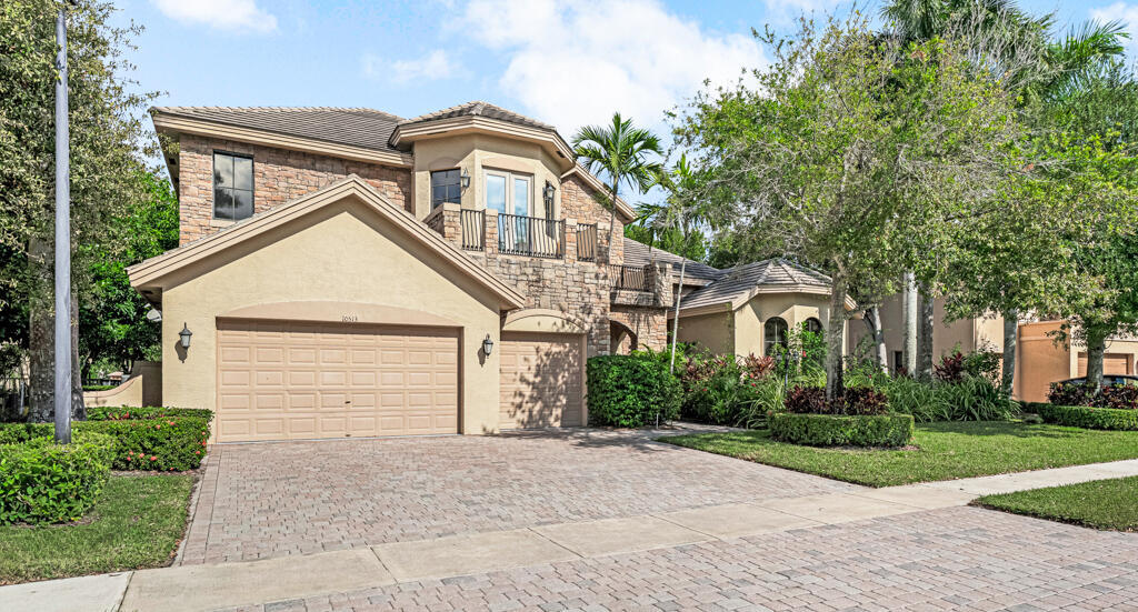 10513 Versailles Wellington, FL 33449