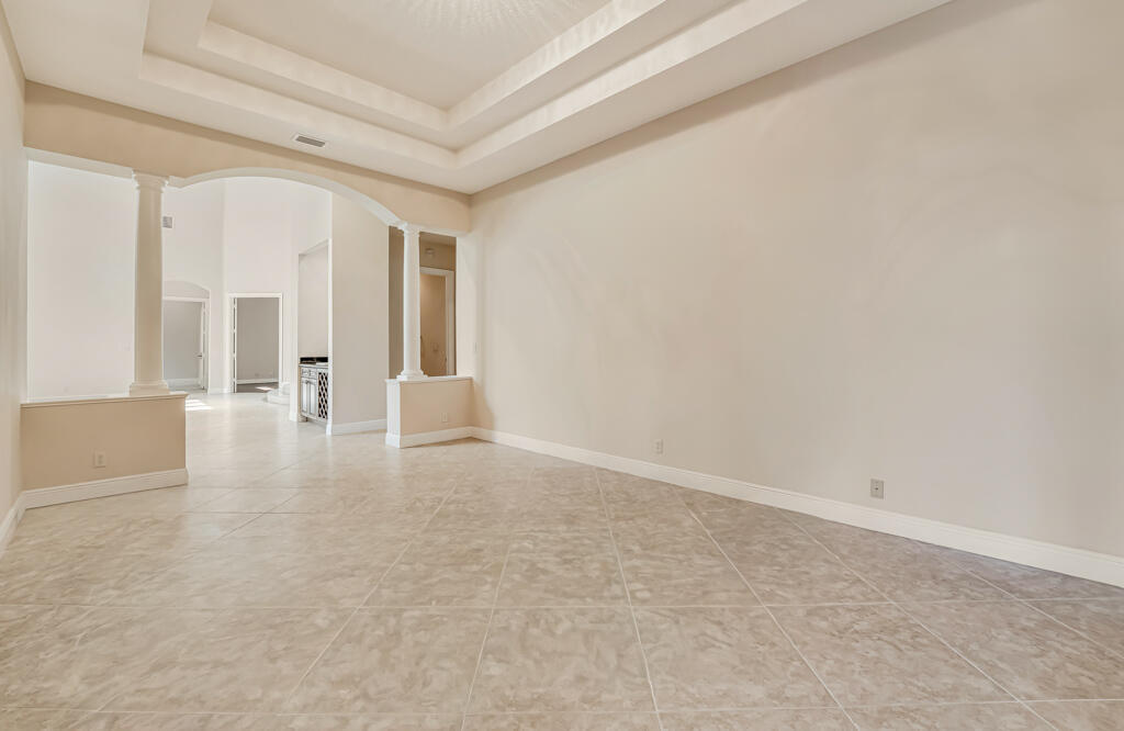 10513 Versailles Wellington, FL 33449