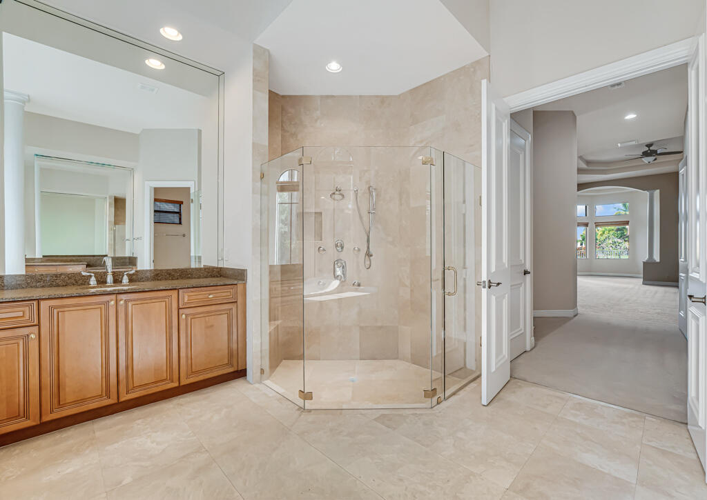 10513 Versailles Wellington, FL 33449