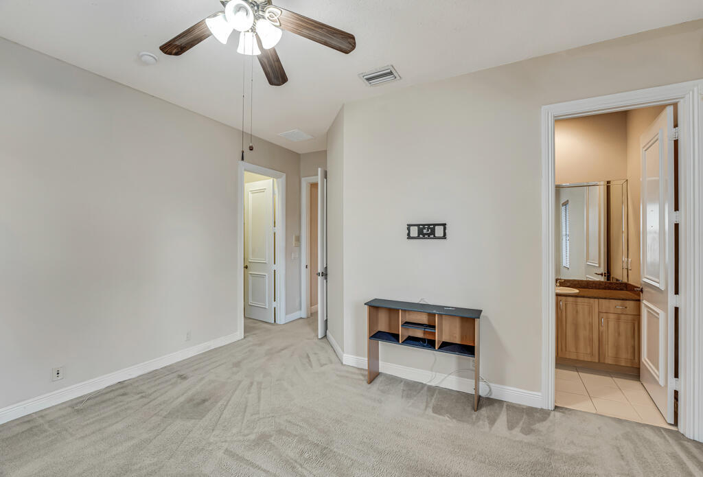 10513 Versailles Wellington, FL 33449