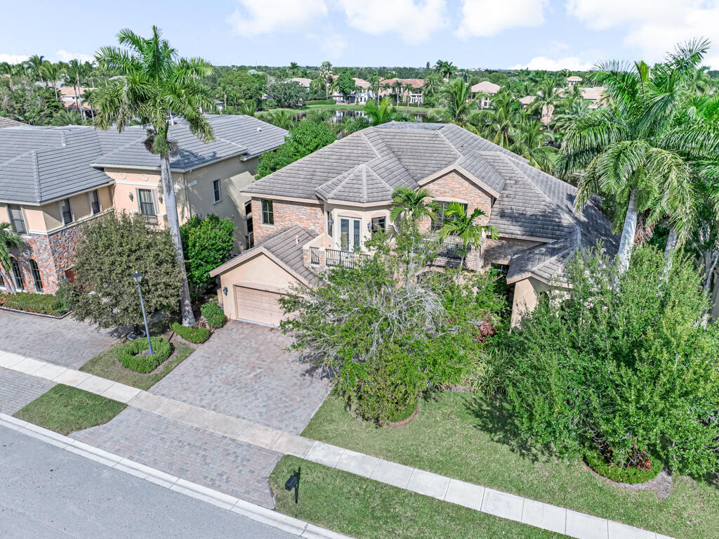 10513 Versailles Wellington, FL 33449