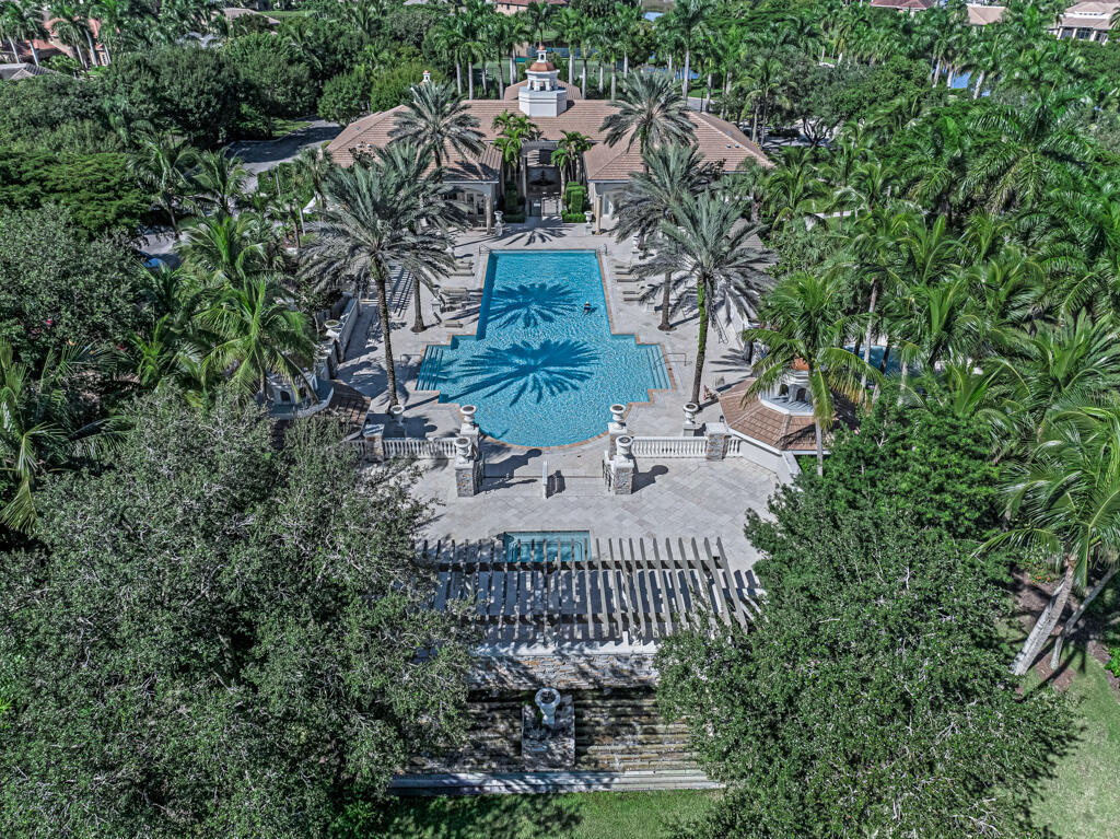 10513 Versailles Wellington, FL 33449