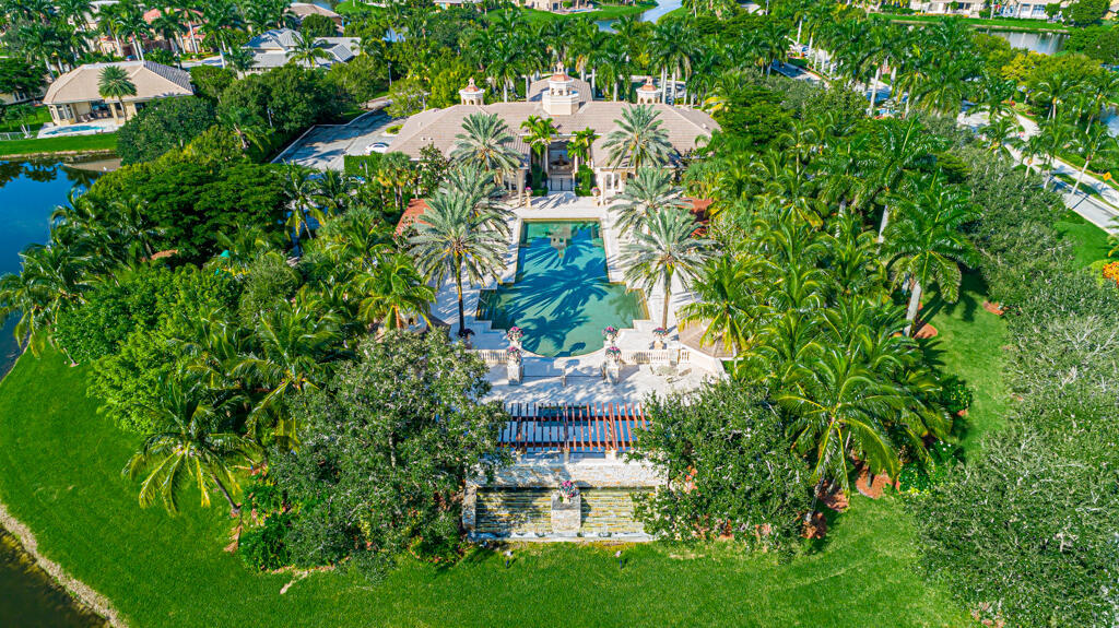 10513 Versailles Wellington, FL 33449