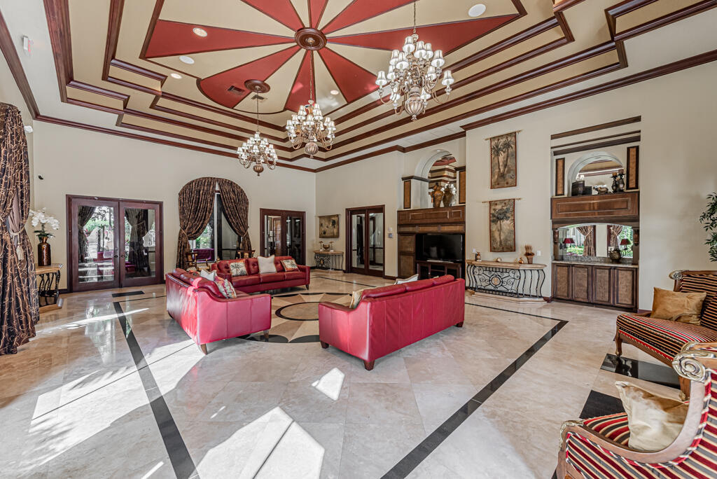 10513 Versailles Wellington, FL 33449