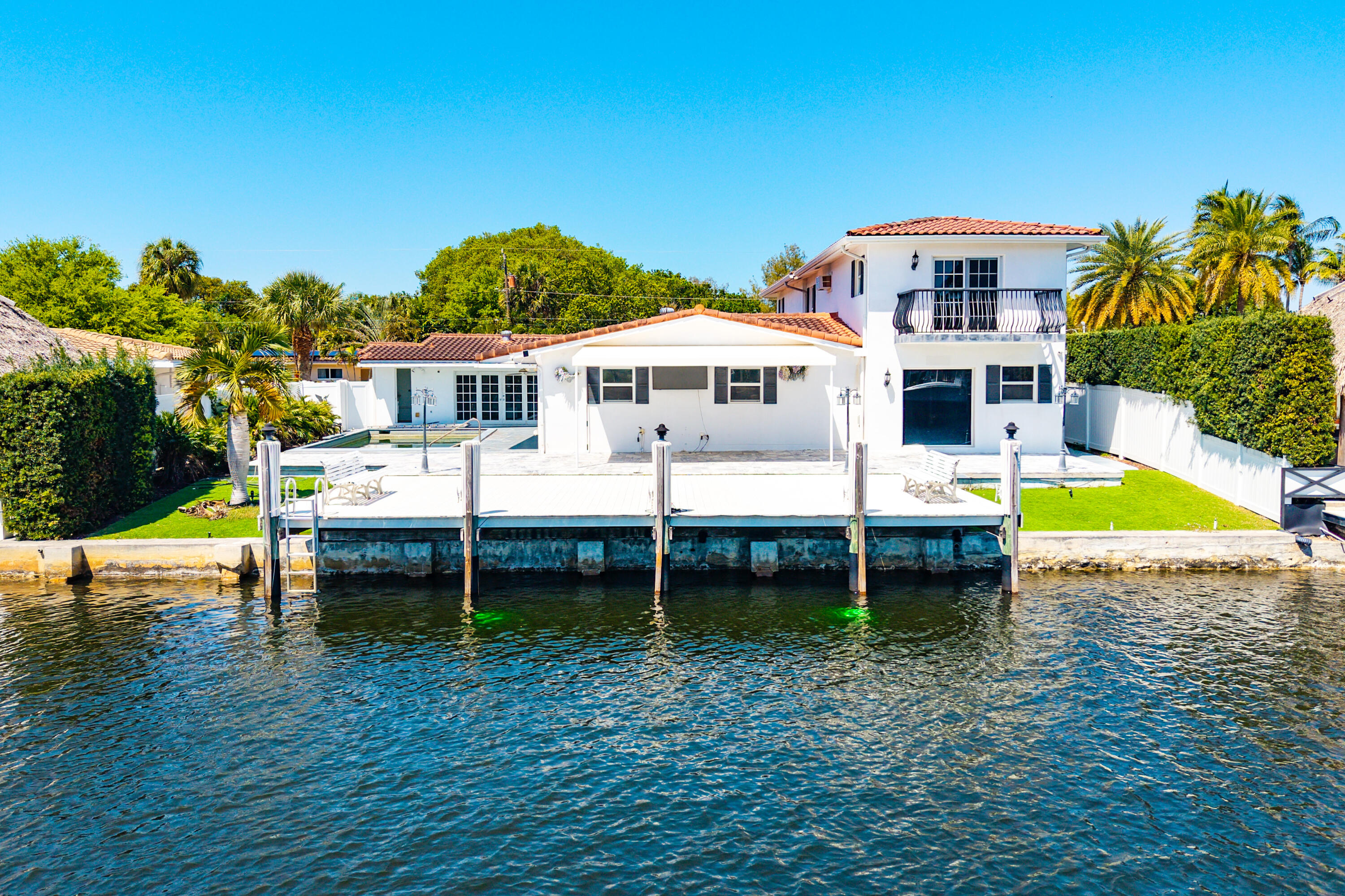 2416 NE 22nd Fort Lauderdale, FL 33305