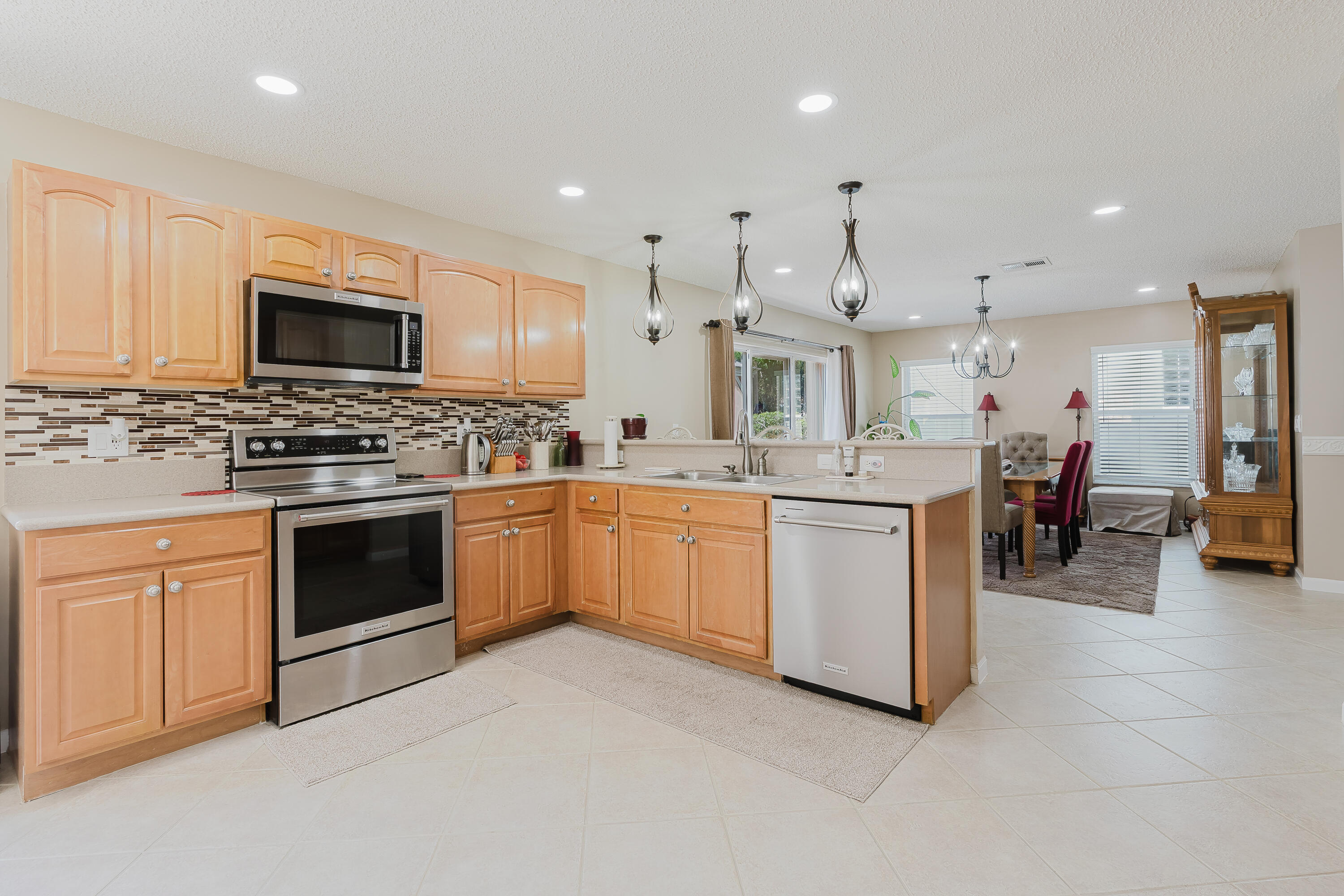 1124 Rialto Boynton Beach, FL 33436