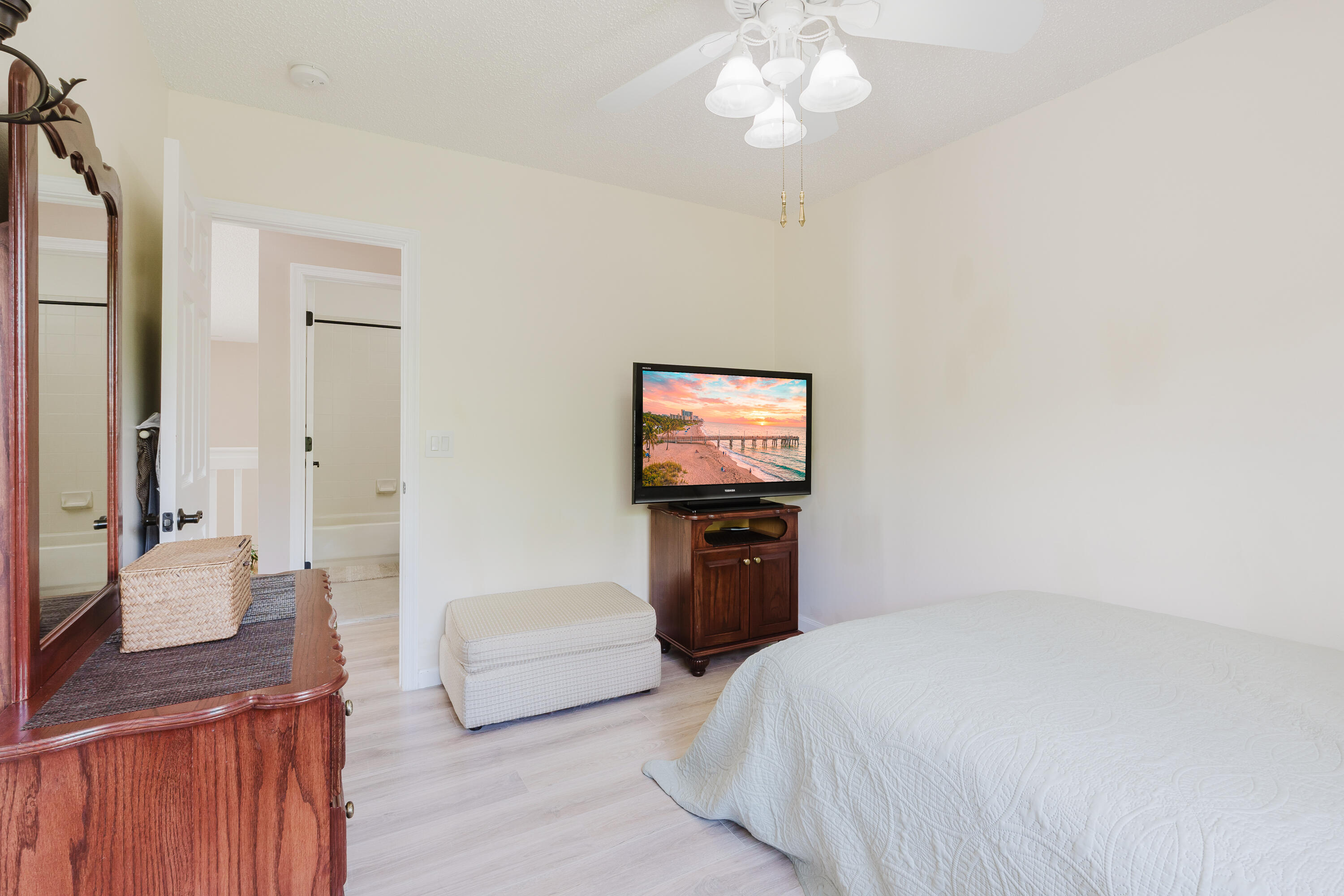 1124 Rialto Boynton Beach, FL 33436