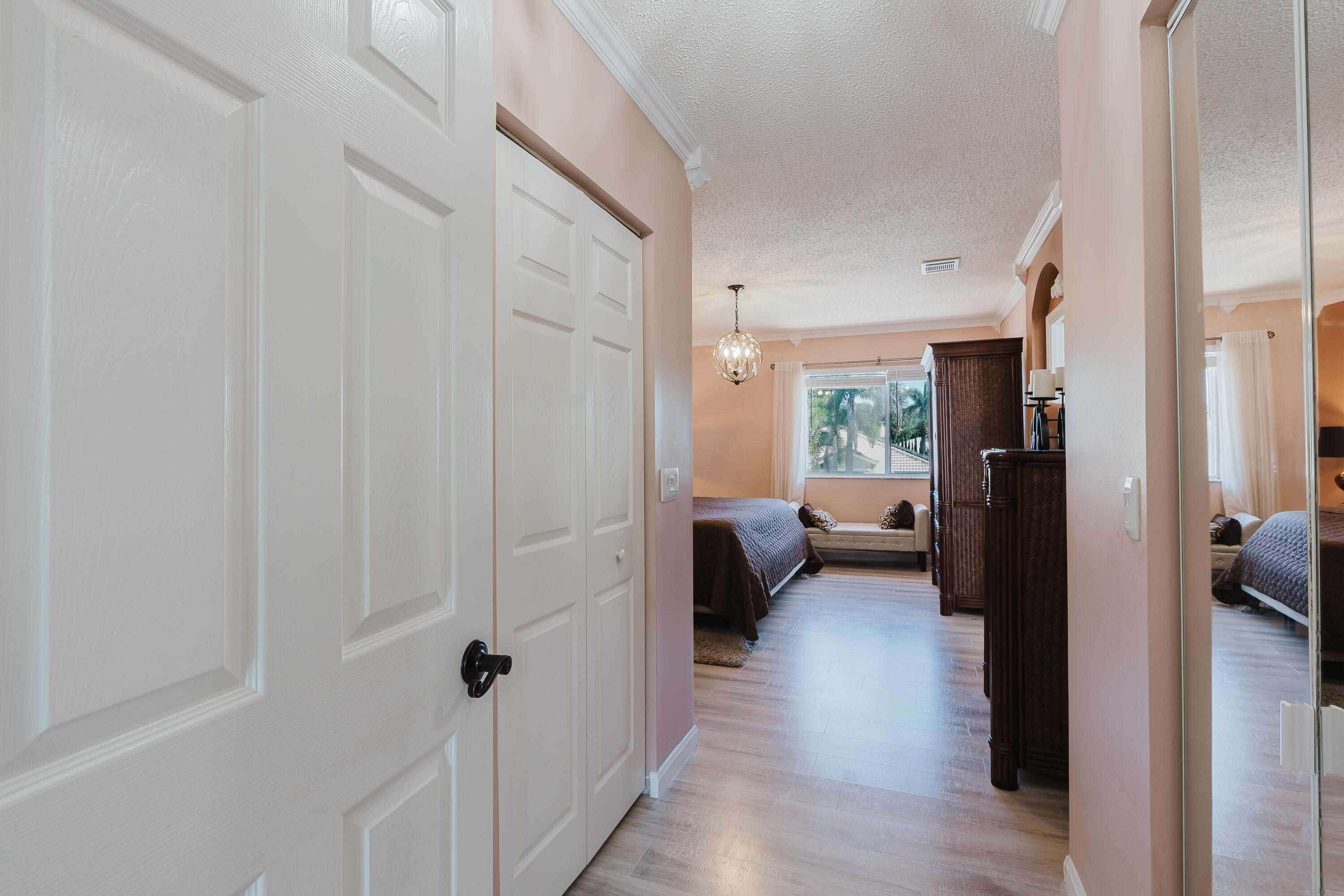 1124 Rialto Boynton Beach, FL 33436