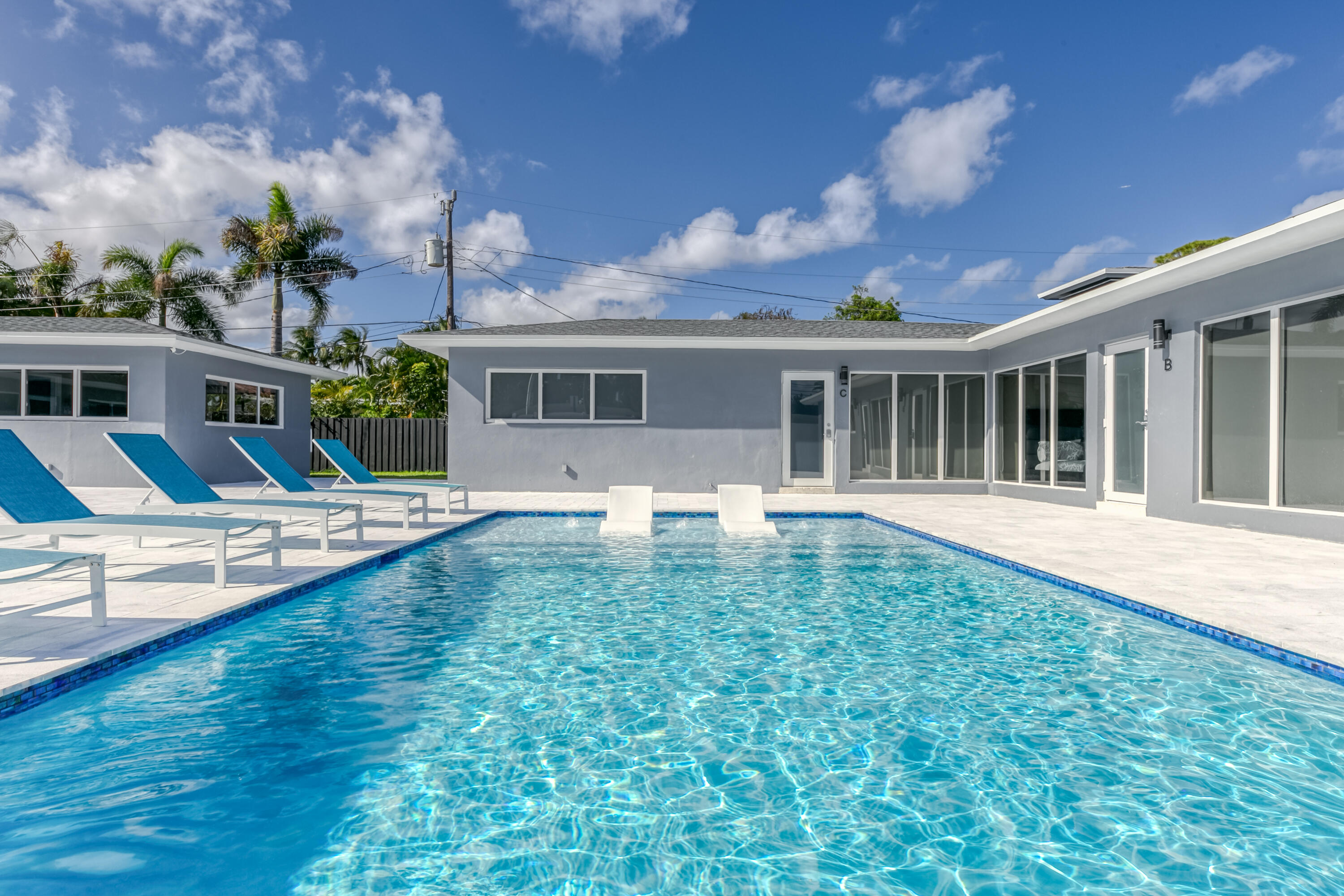 2017 NE 26th Wilton Manors, FL 33305