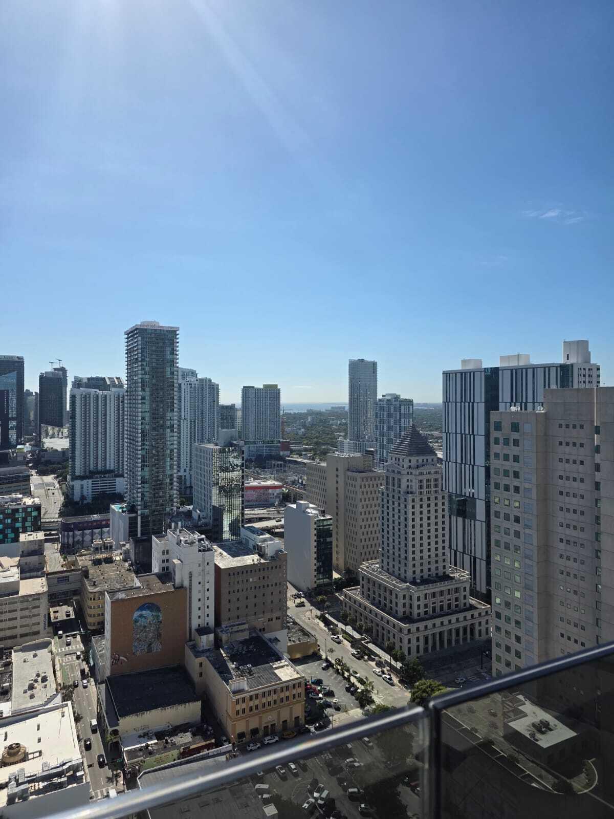 225 N Miami #804 Miami, FL 33128