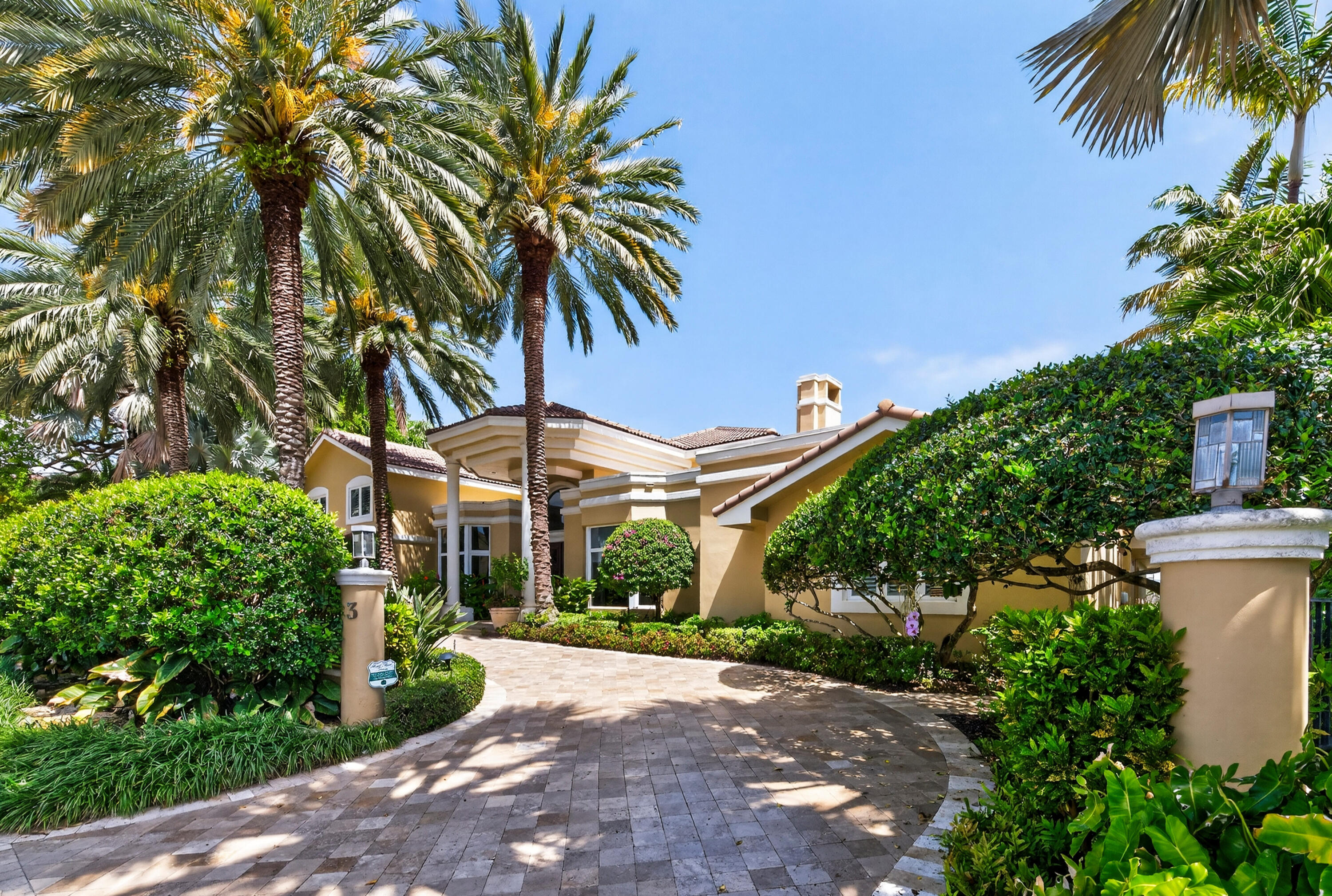 3 Isla Bahia Fort Lauderdale, FL 33316