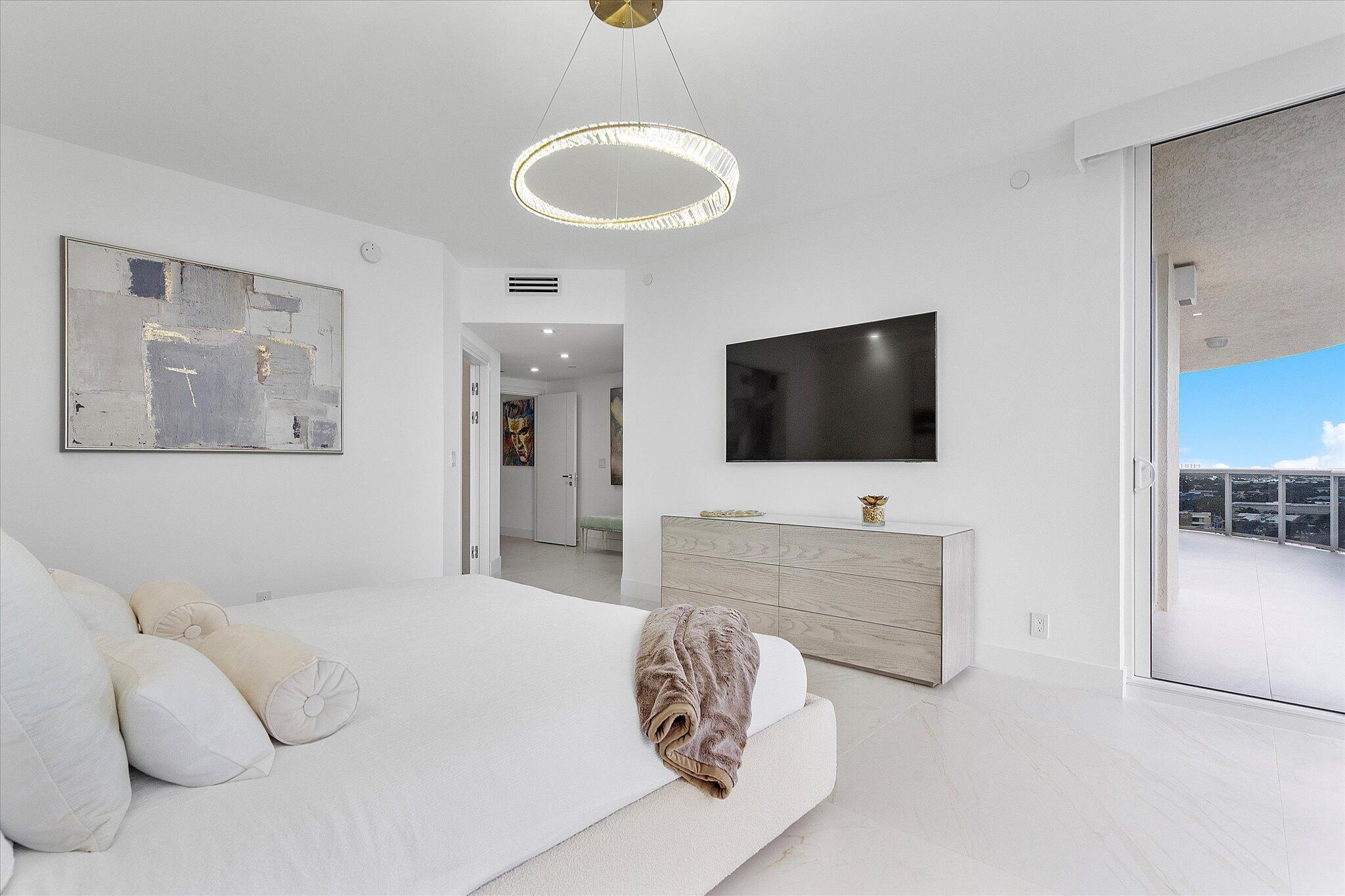 3100 N Ocean #1501 Fort Lauderdale, FL 33308