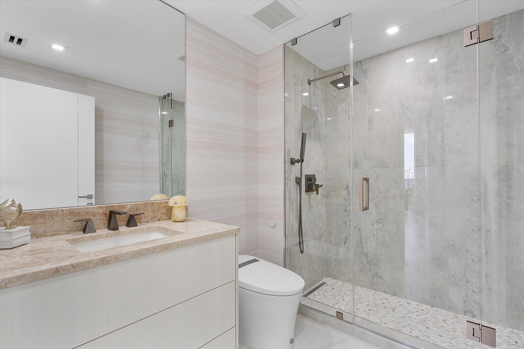 3100 N Ocean #1501 Fort Lauderdale, FL 33308