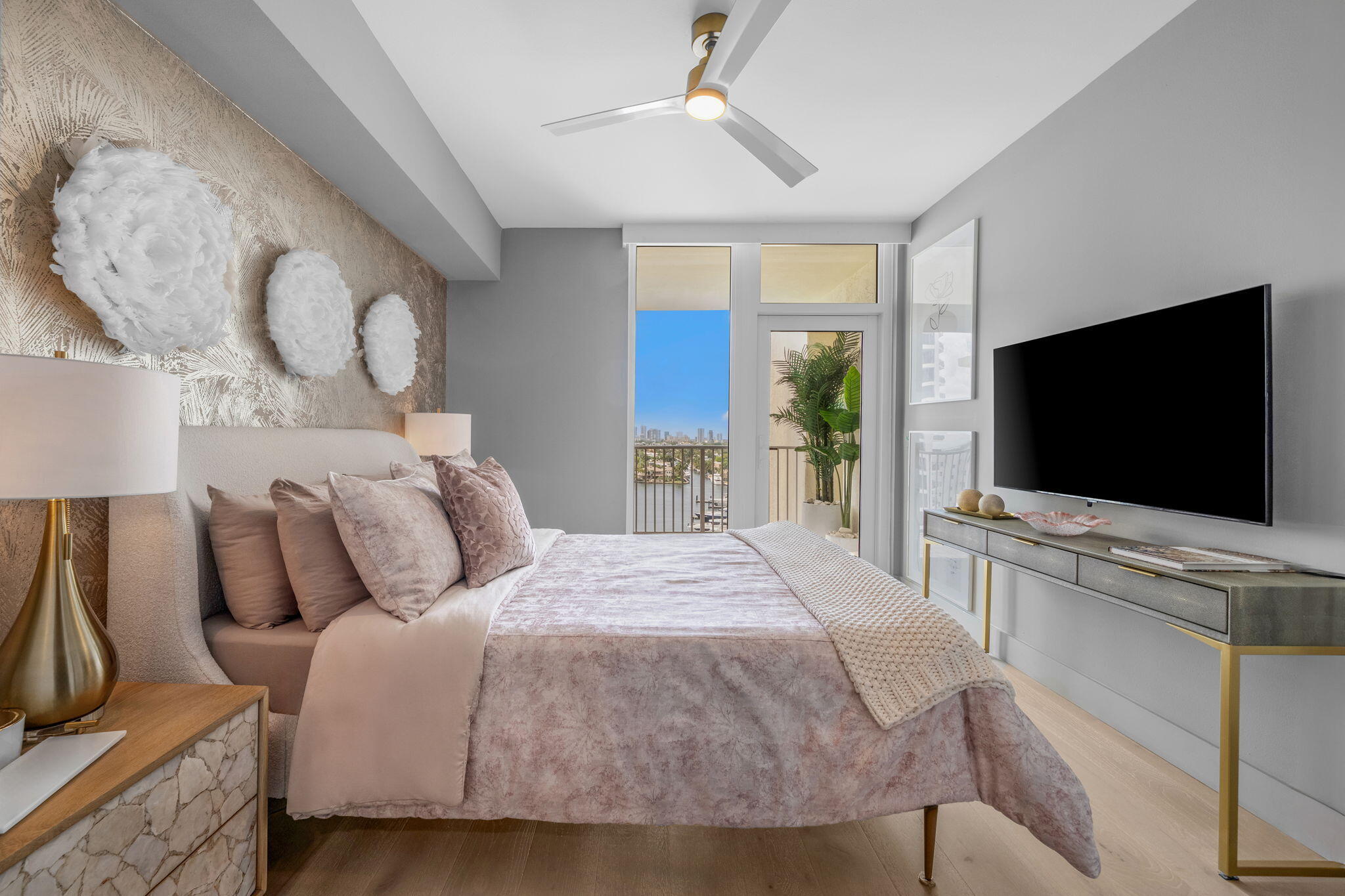 101 S Fort Lauderdale Bch #1404 Fort Lauderdale, FL 33316