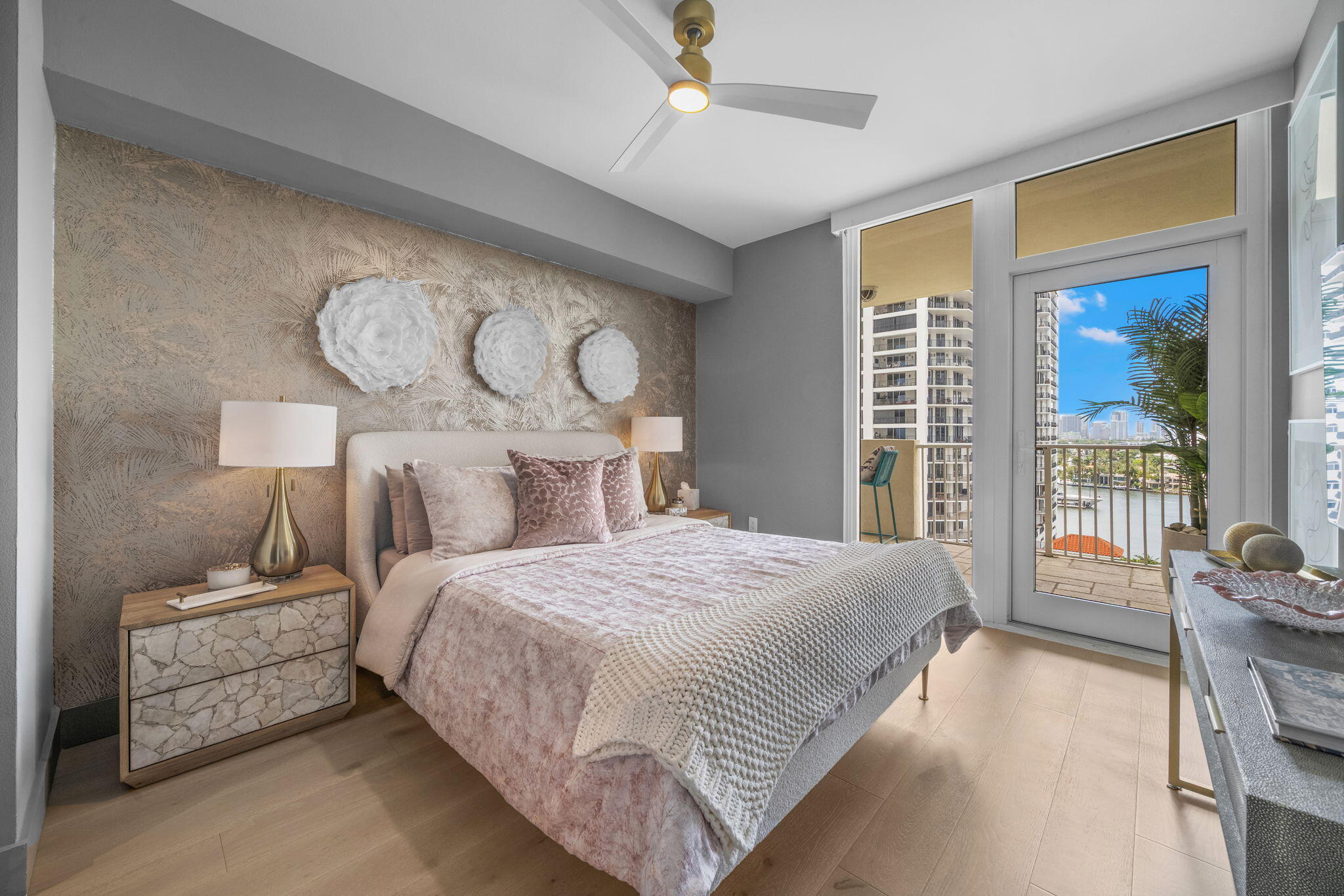 101 S Fort Lauderdale Bch #1404 Fort Lauderdale, FL 33316