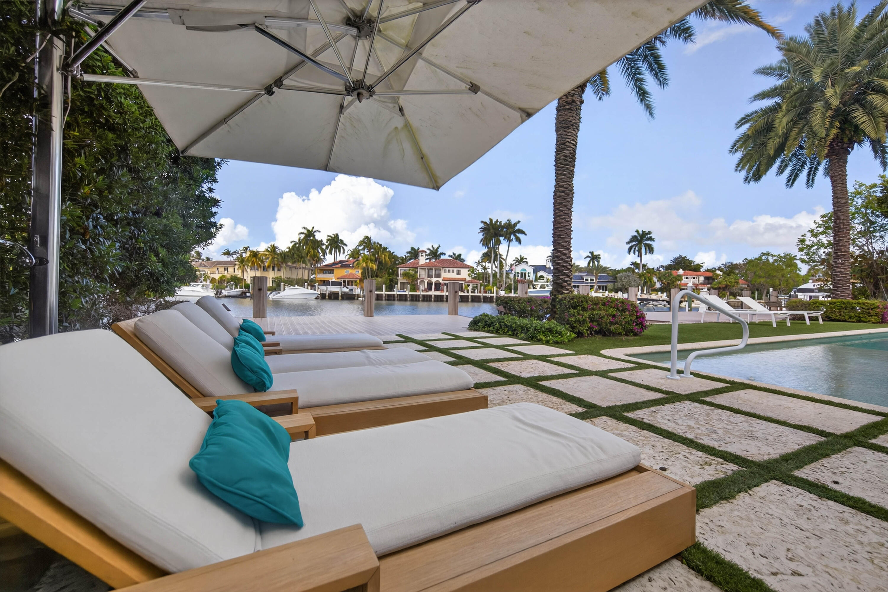 1605 SE 9th Fort Lauderdale, FL 33316