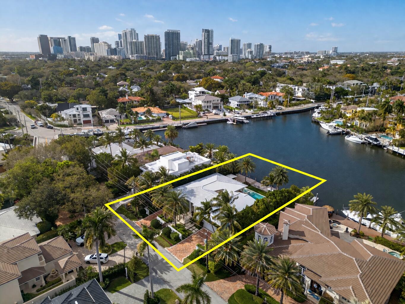 1605 SE 9th Fort Lauderdale, FL 33316