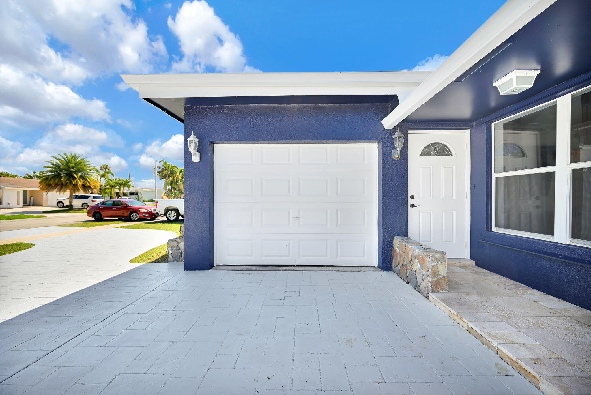 11600 NW 30th