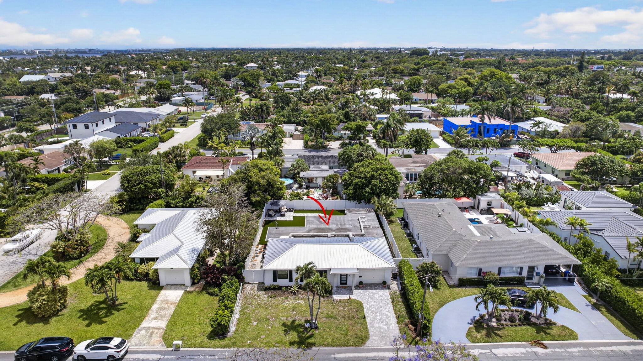 326 Alhambra West Palm Beach, FL 33405