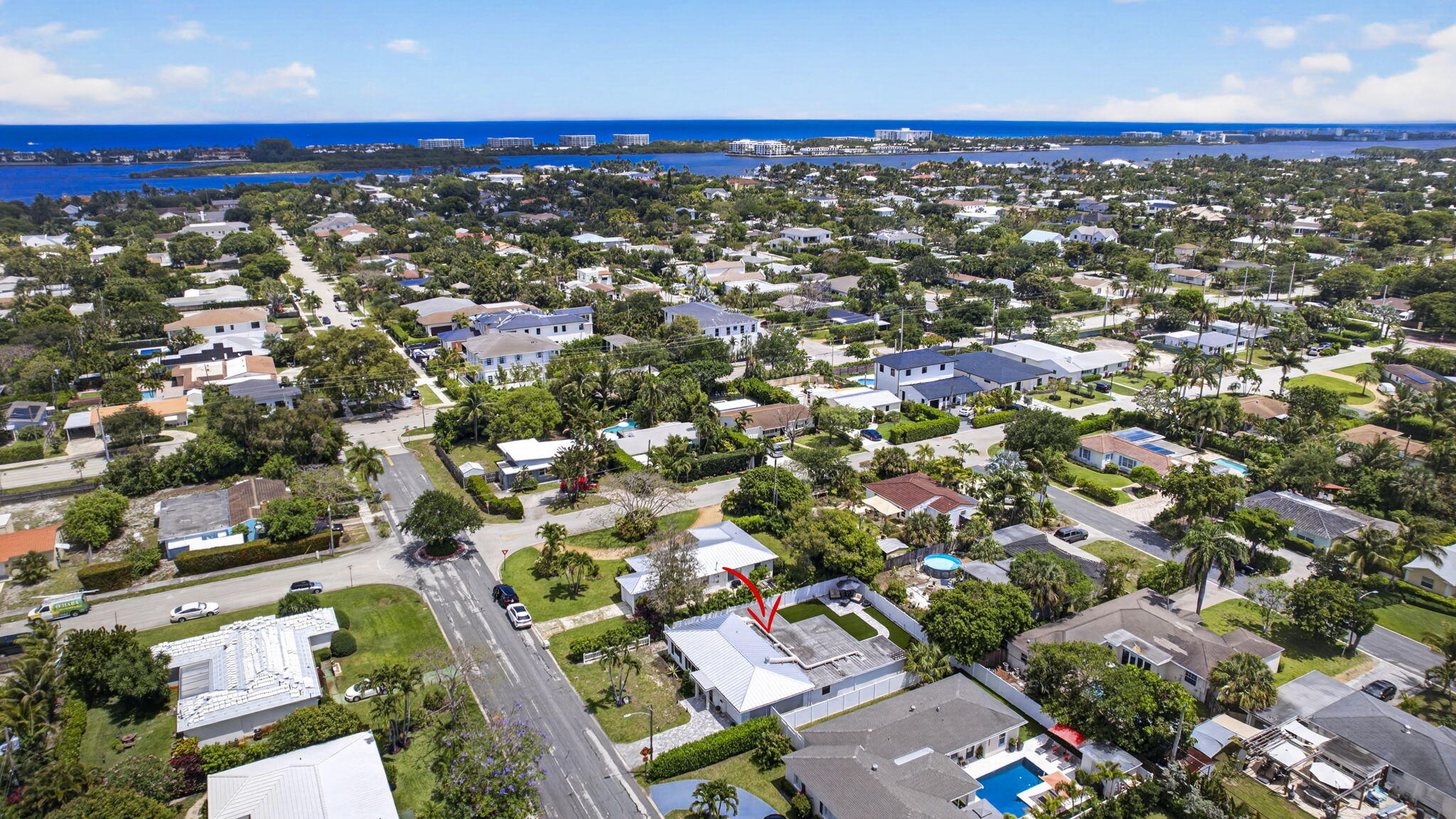 326 Alhambra West Palm Beach, FL 33405