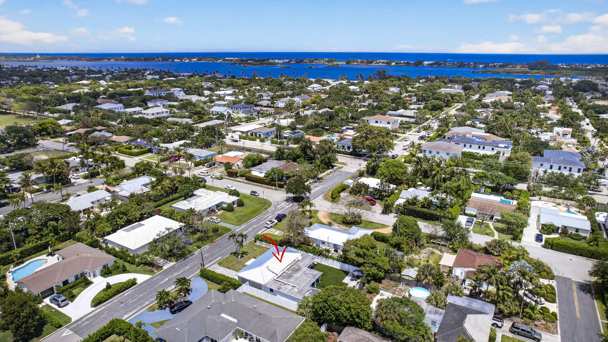 326 Alhambra West Palm Beach, FL 33405