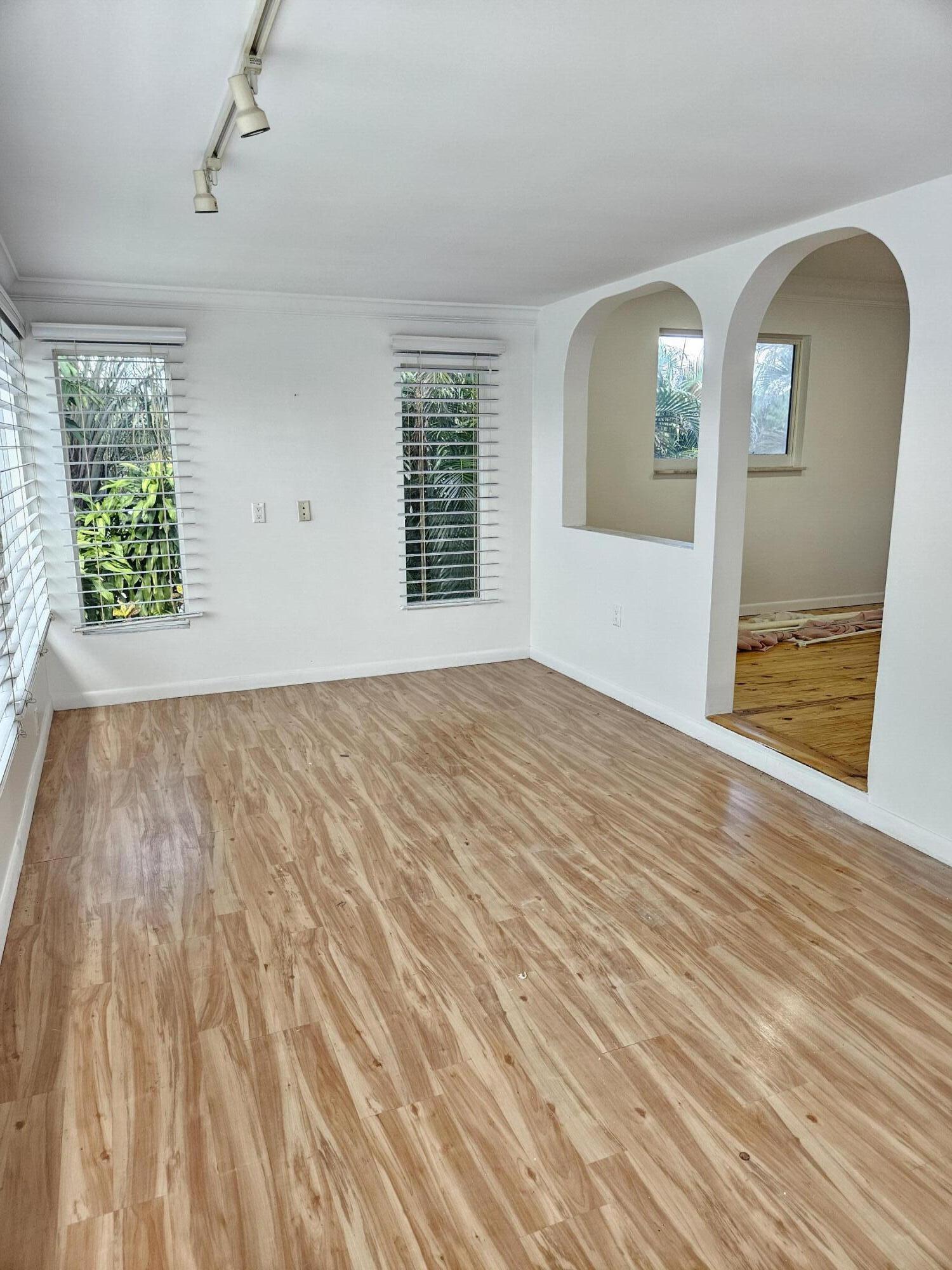2141 SW 23rd Fort Lauderdale, FL 33312