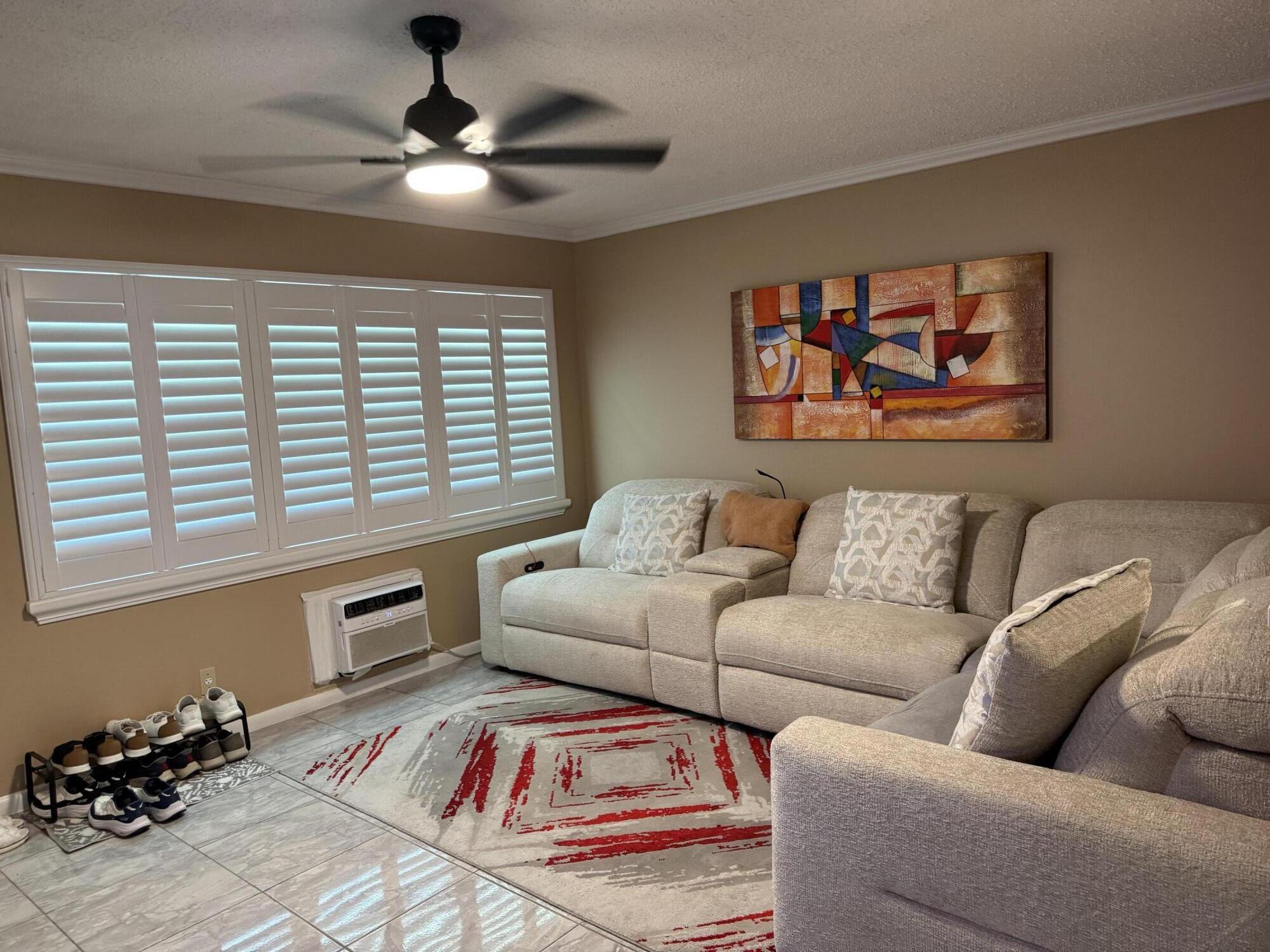 362 Oakridge T