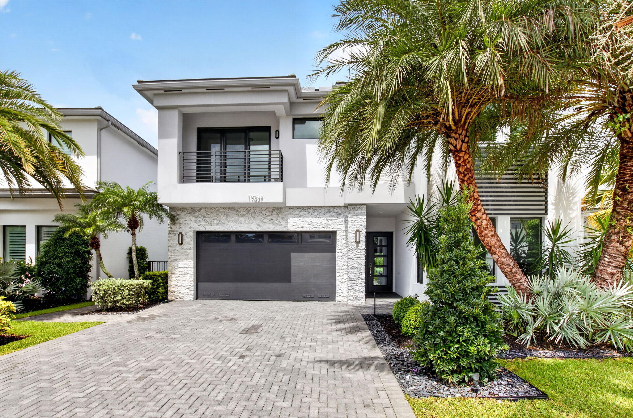 17237 Windy Pointe