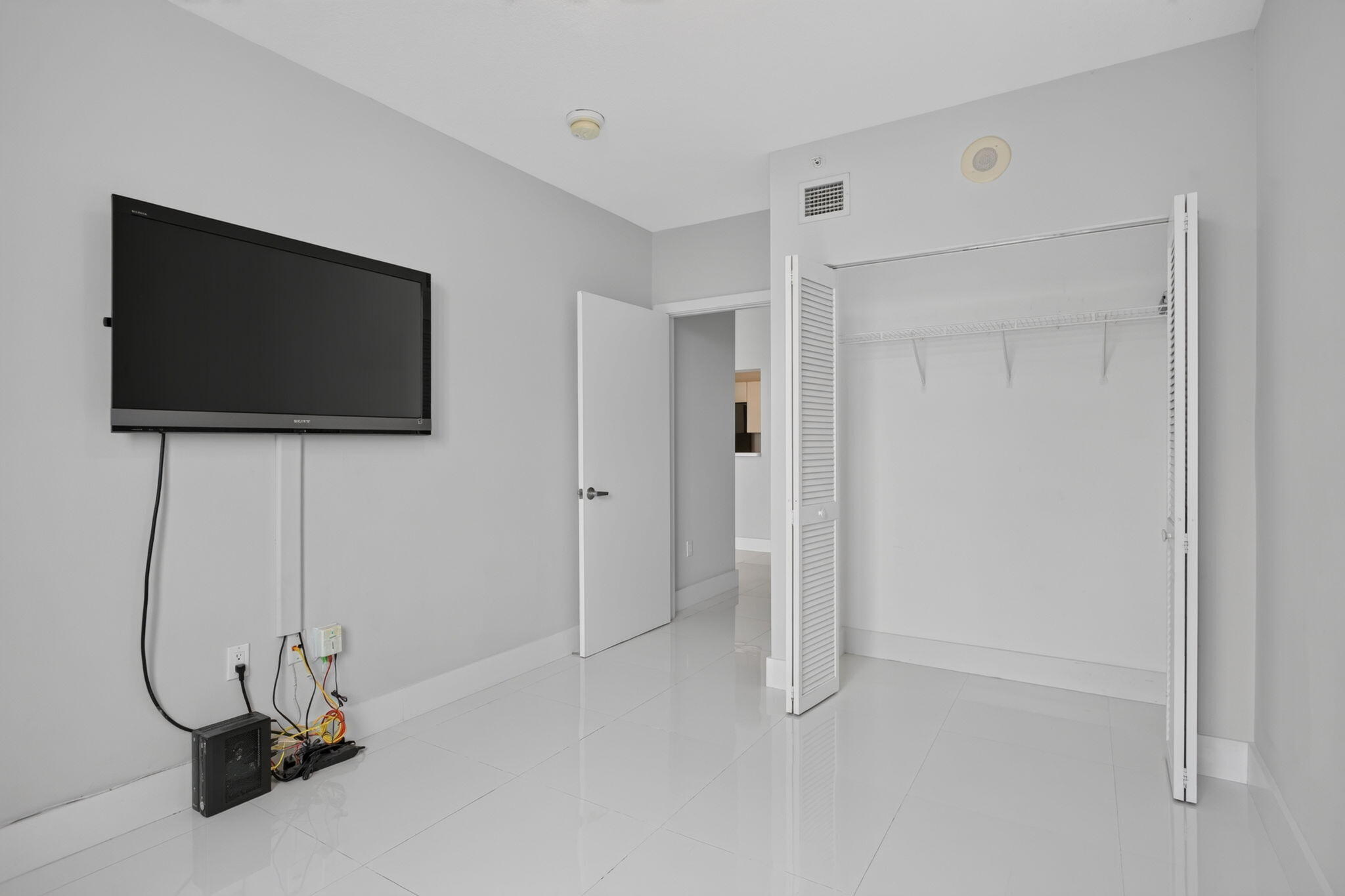 3020 NE 32nd #620 Fort Lauderdale, FL 33308