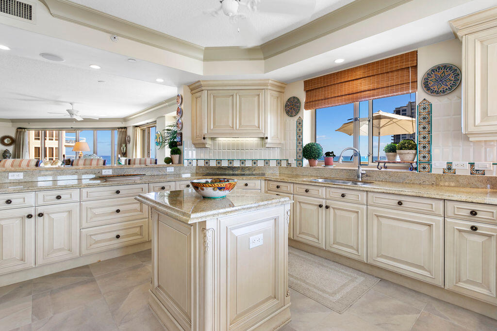 3920 N Ocean #6A Singer Island, FL 33404