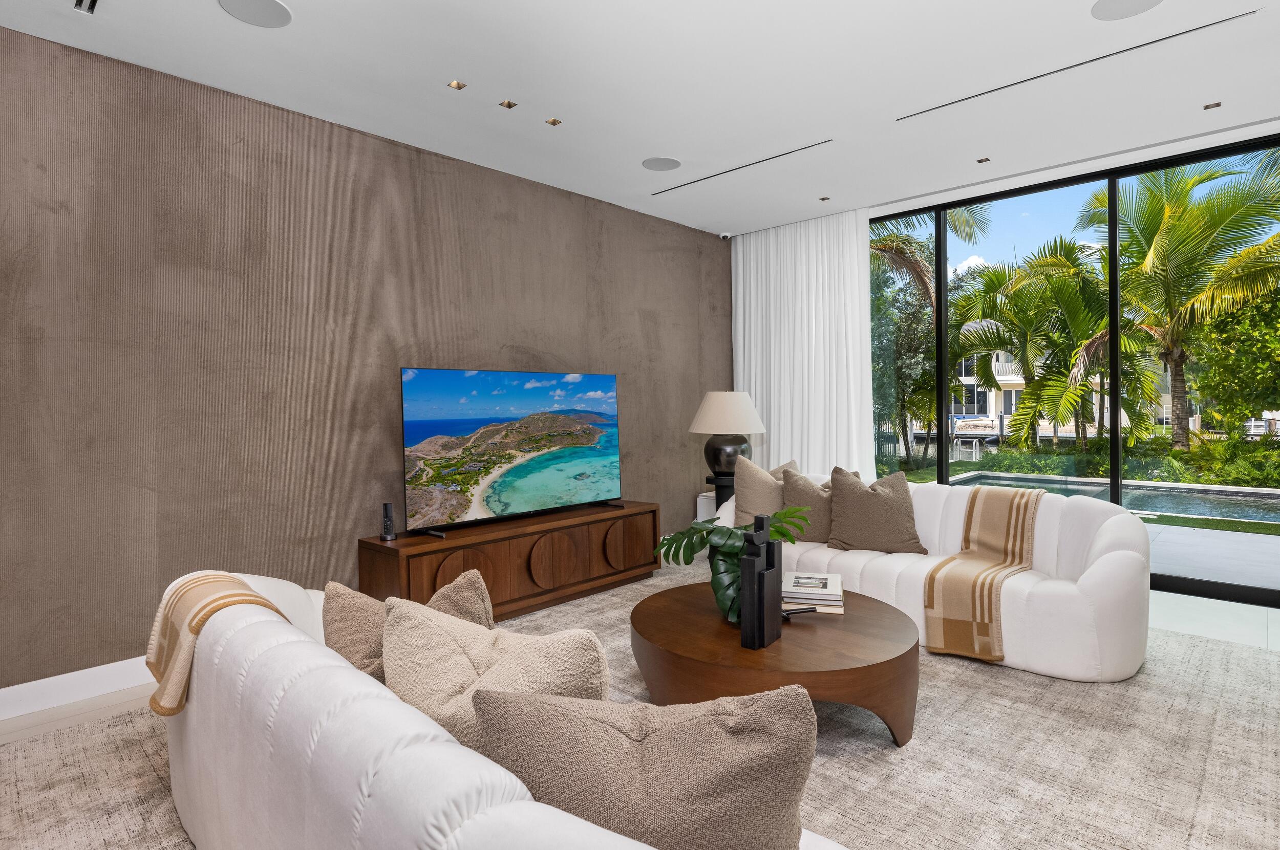 41 Nurmi Fort Lauderdale, FL 33301