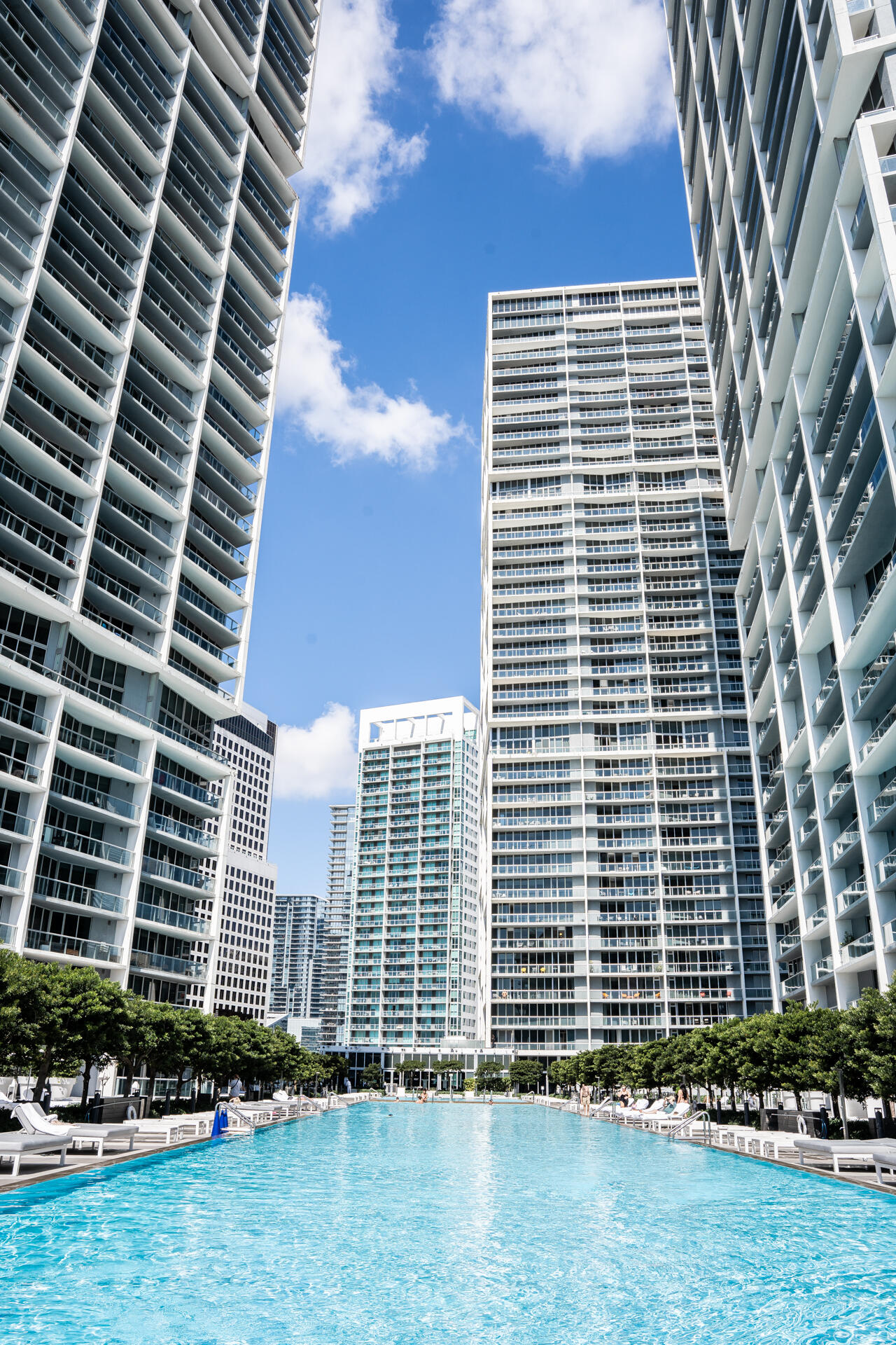 465 Brickell #5102 Miami, FL 33131