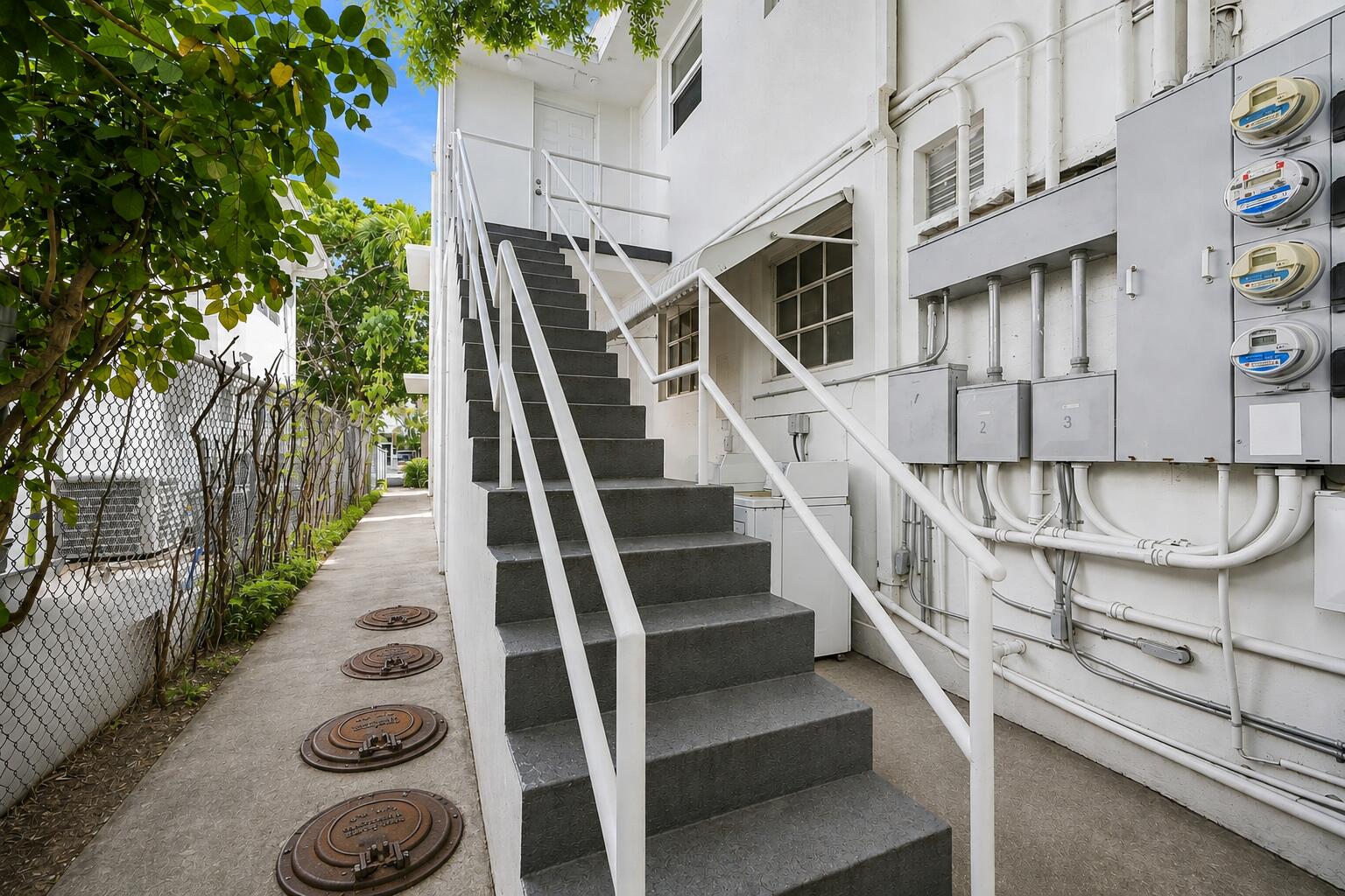 1170 71st Miami Beach, FL 33141
