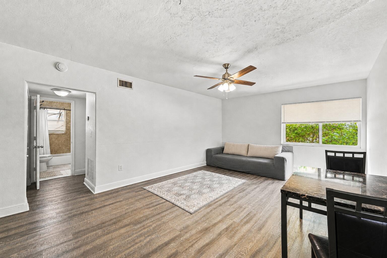 1170 71st Miami Beach, FL 33141