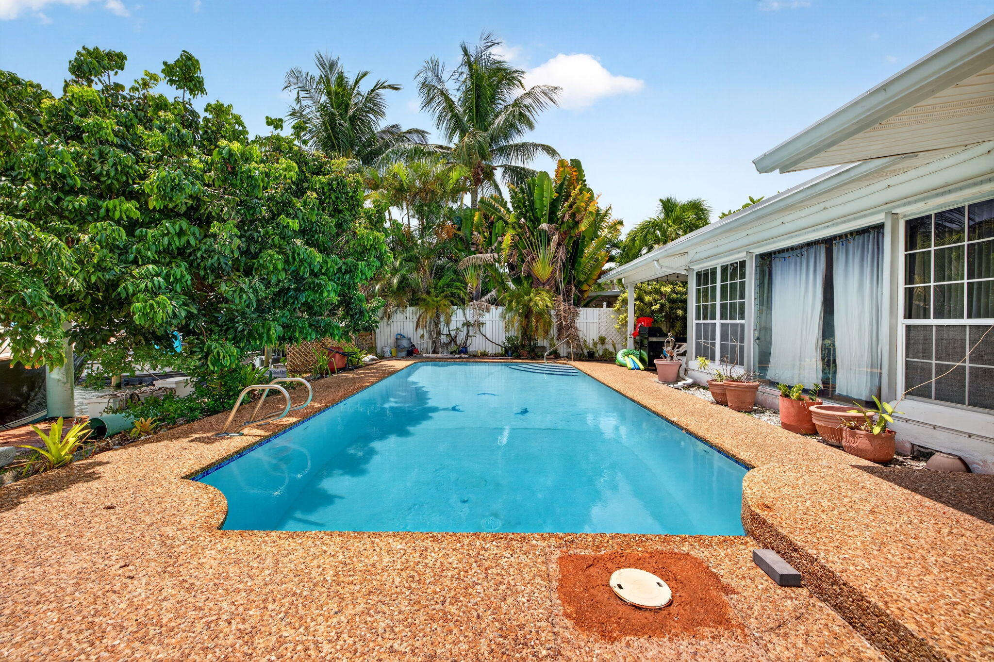 1636 SE 14th Fort Lauderdale, FL 33316