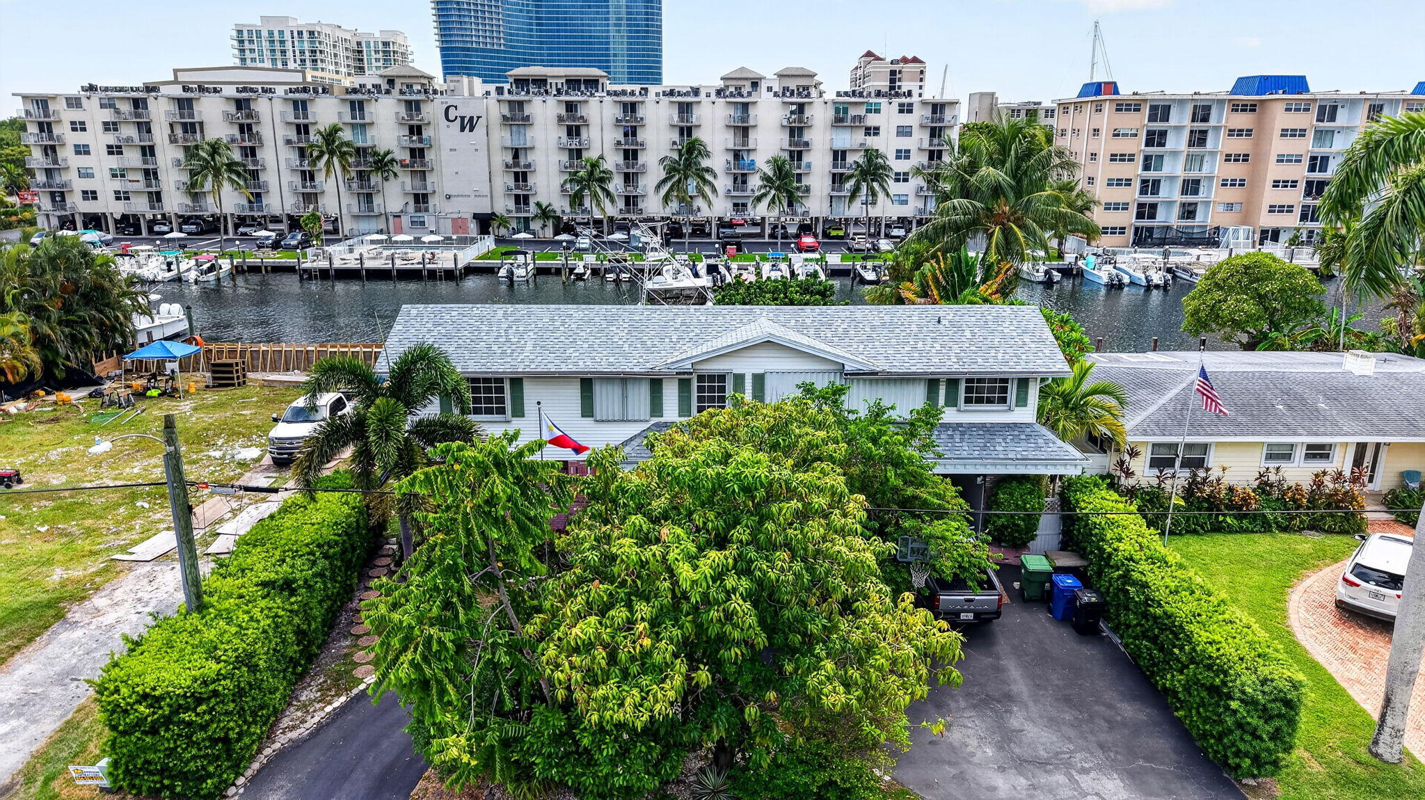 1636 SE 14th Fort Lauderdale, FL 33316