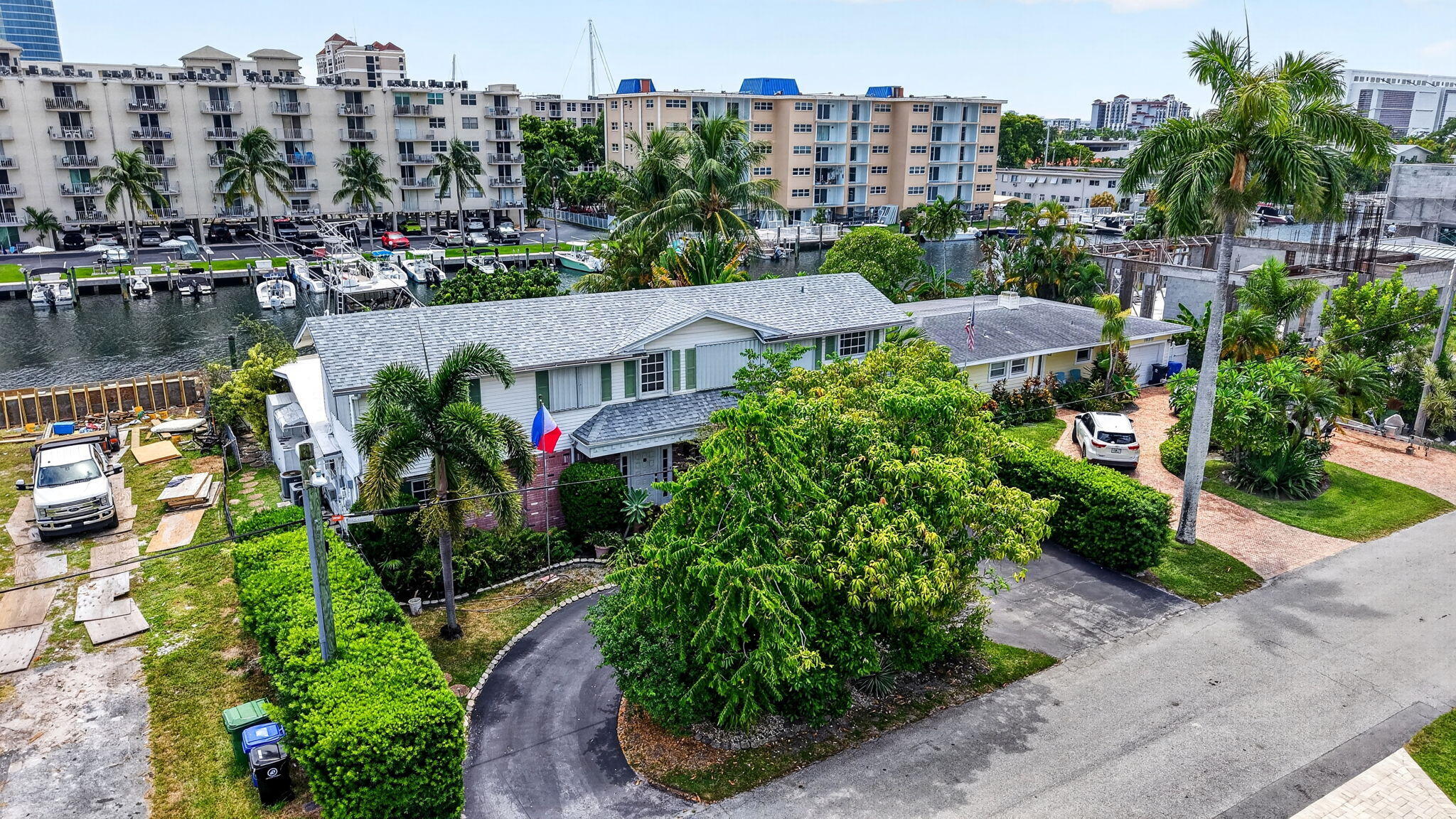 1636 SE 14th Fort Lauderdale, FL 33316