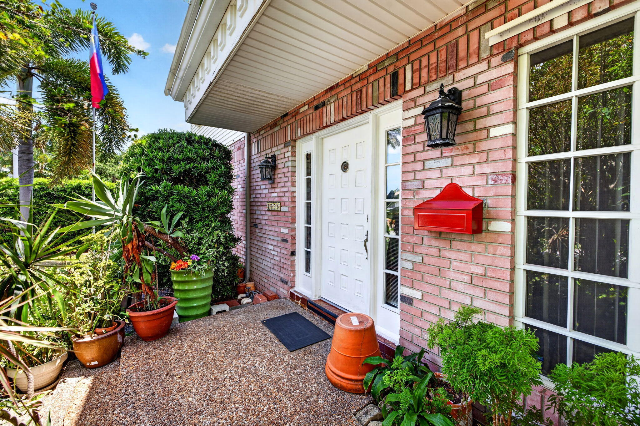 1636 SE 14th Fort Lauderdale, FL 33316