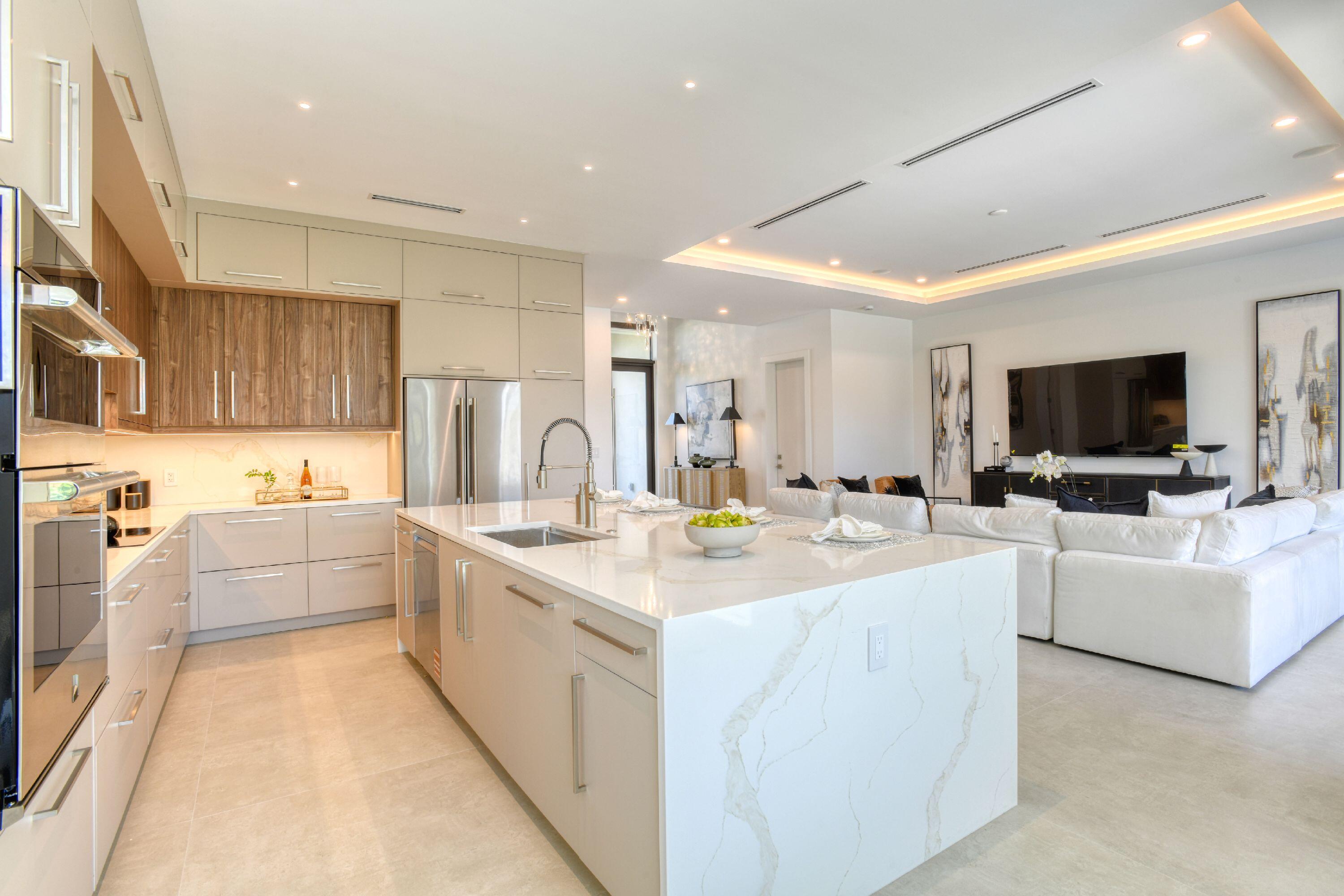5950 NE 21st Cir Fort Lauderdale, FL 33308