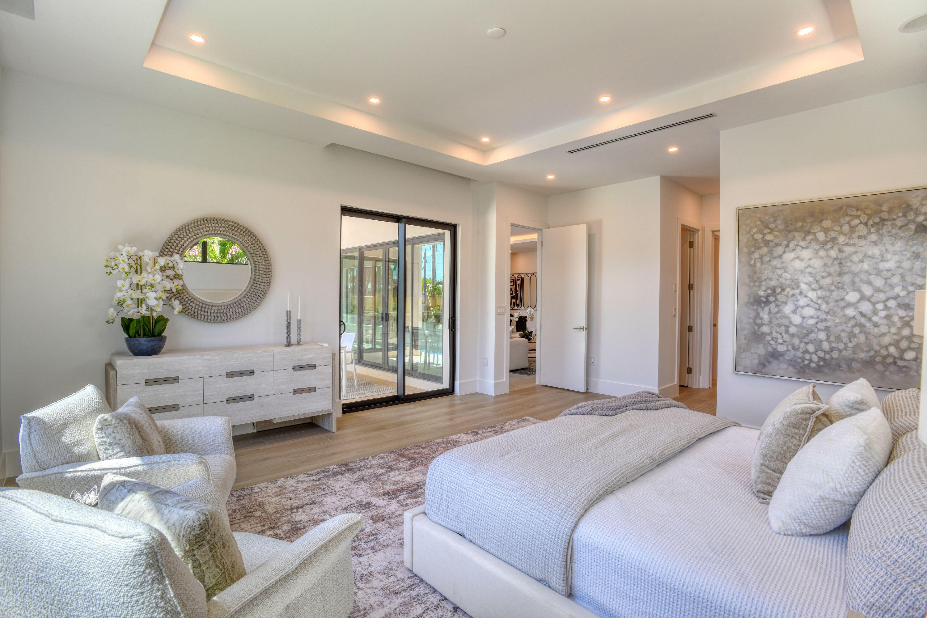5950 NE 21st Cir Fort Lauderdale, FL 33308