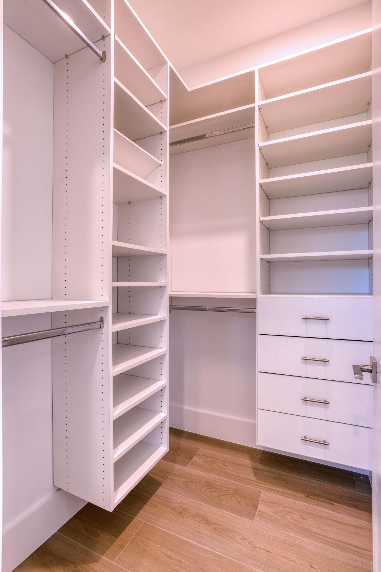5950 NE 21st Cir Fort Lauderdale, FL 33308